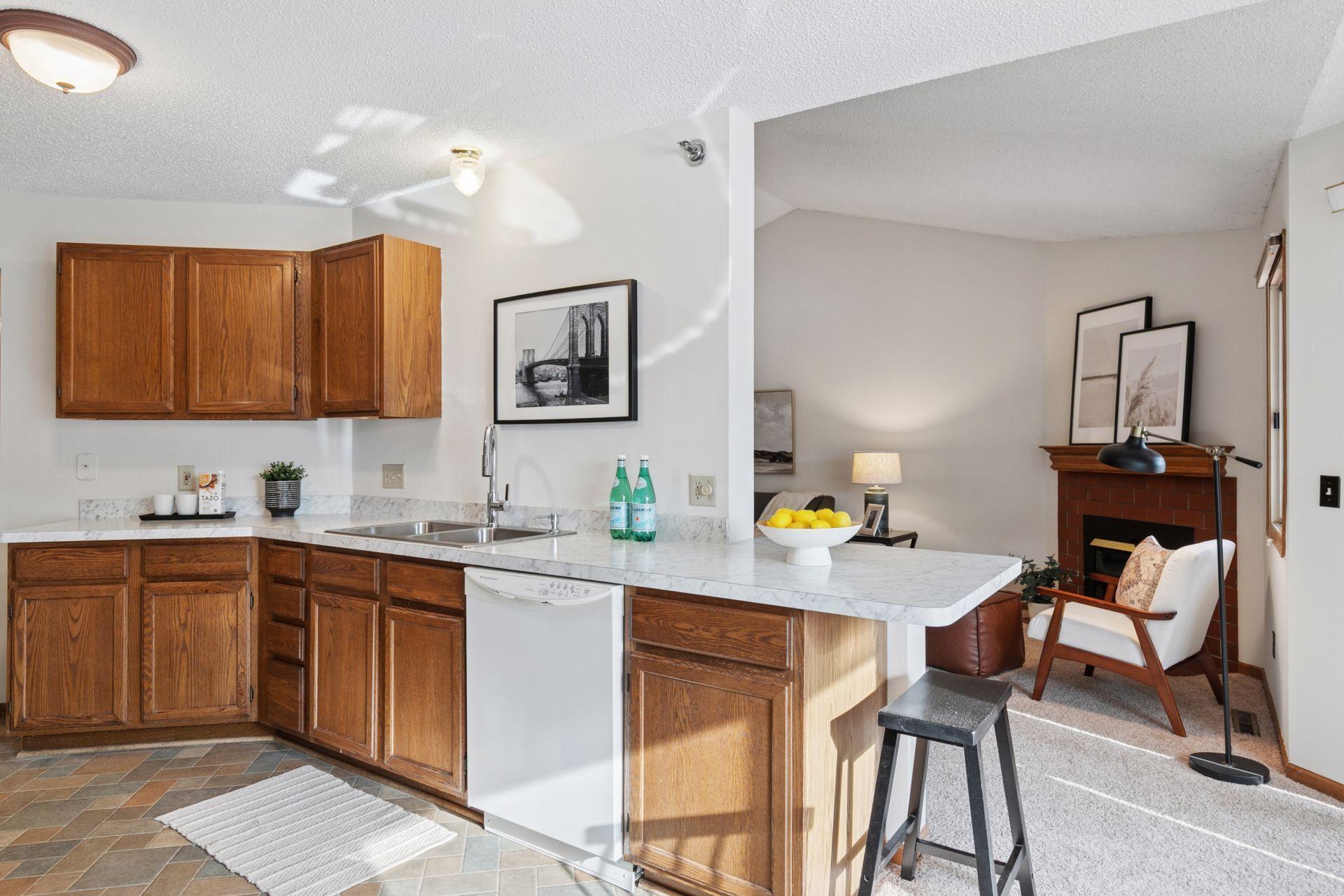 2565 Heritage Drive Unit: 111