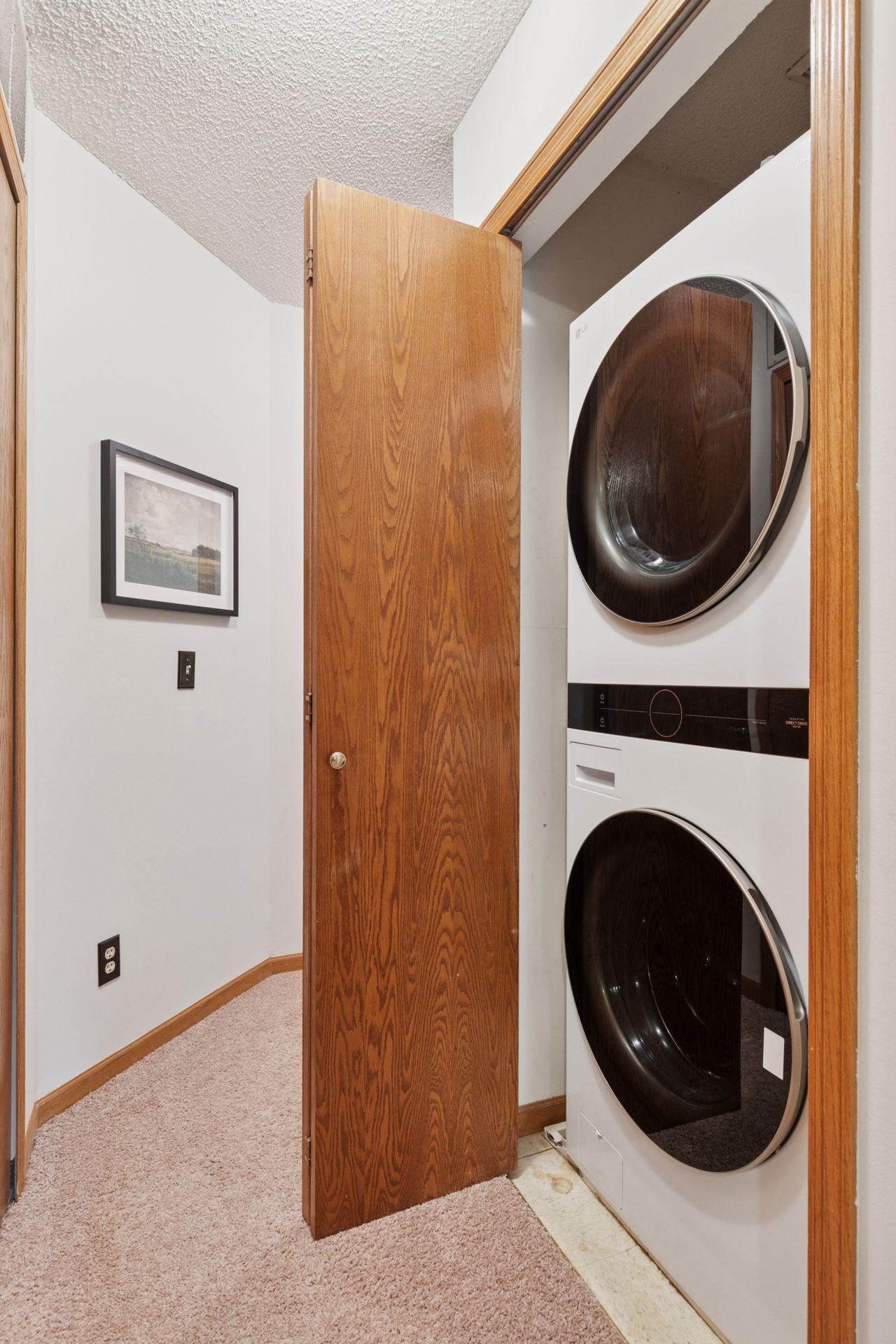 2565 Heritage Drive Unit: 111
