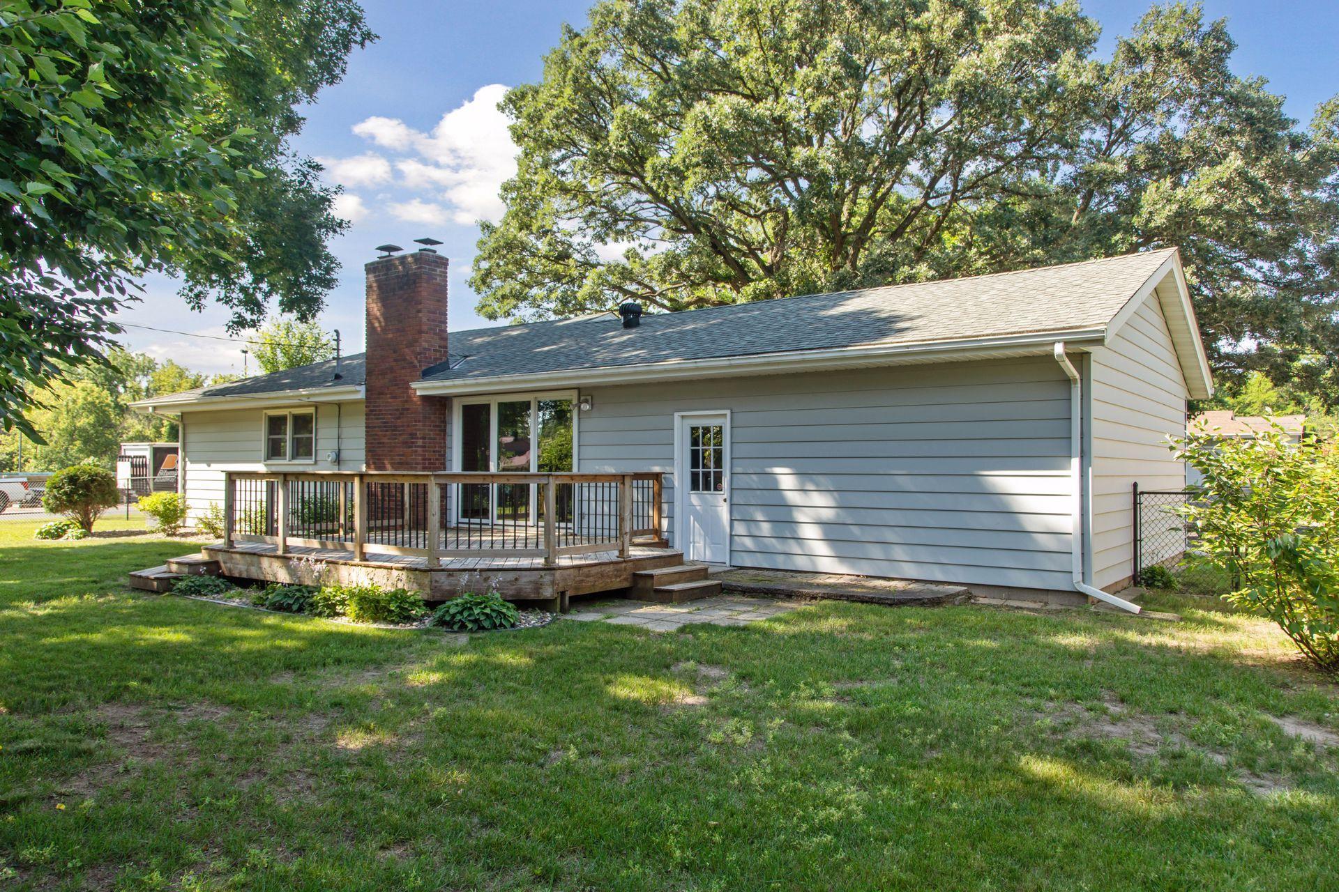 717 Navajo Lane