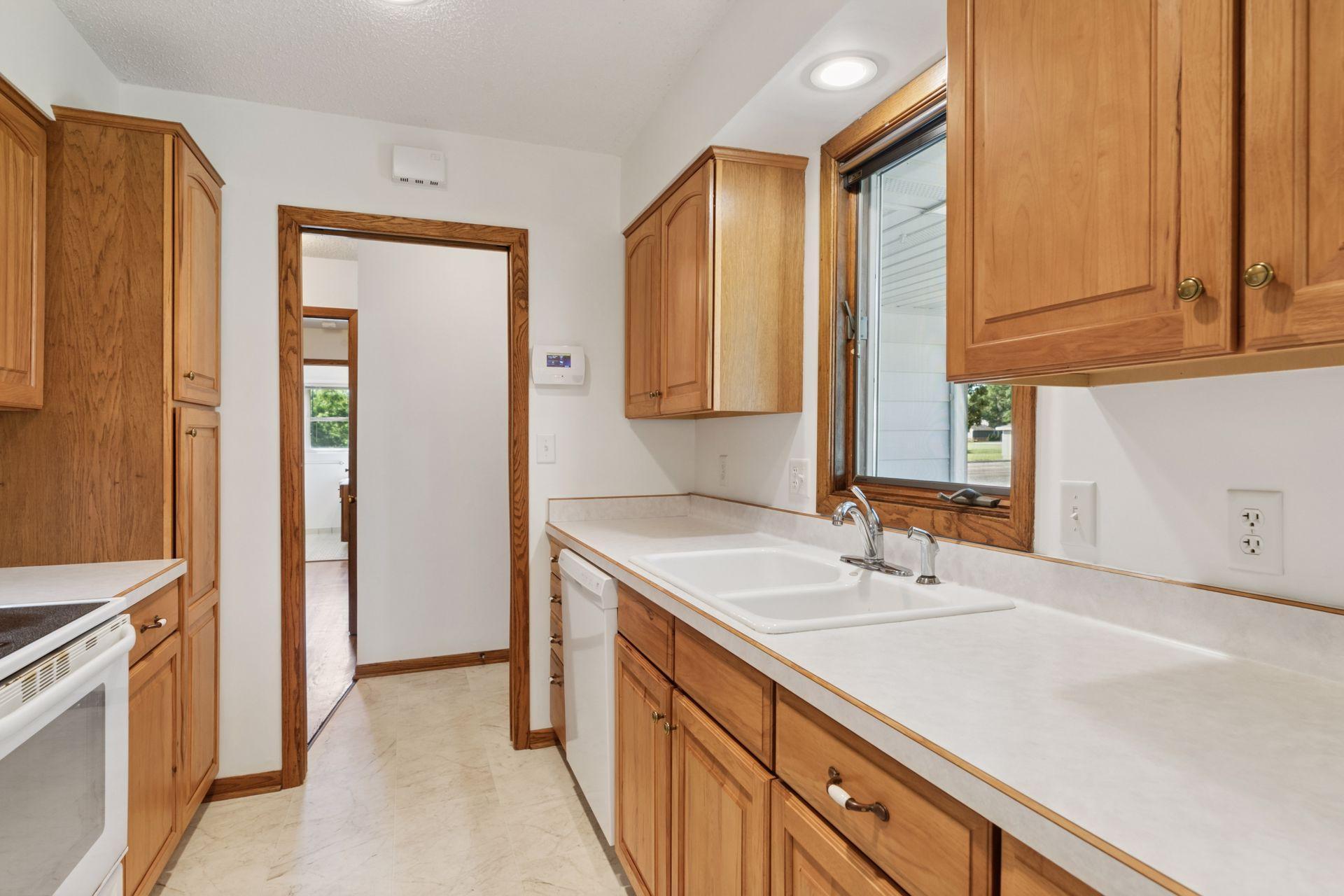 717 Navajo Lane