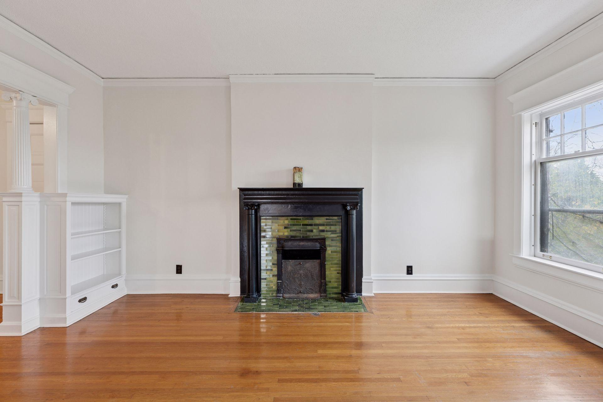 614 Grand Avenue Unit: 3EE