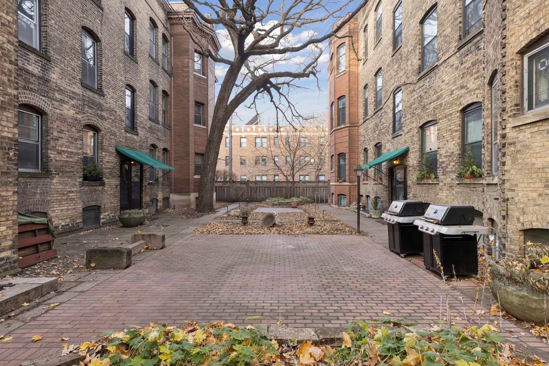 614 Grand Avenue Unit: 3EE
