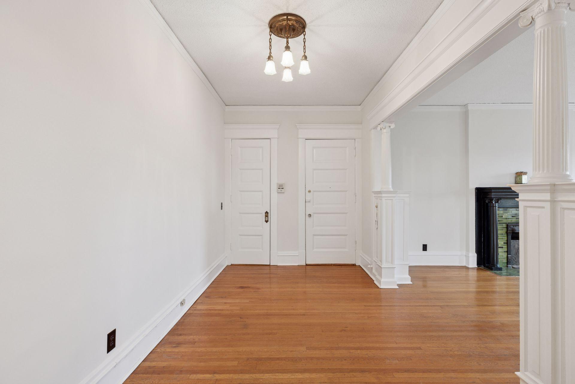 614 Grand Avenue Unit: 3EE