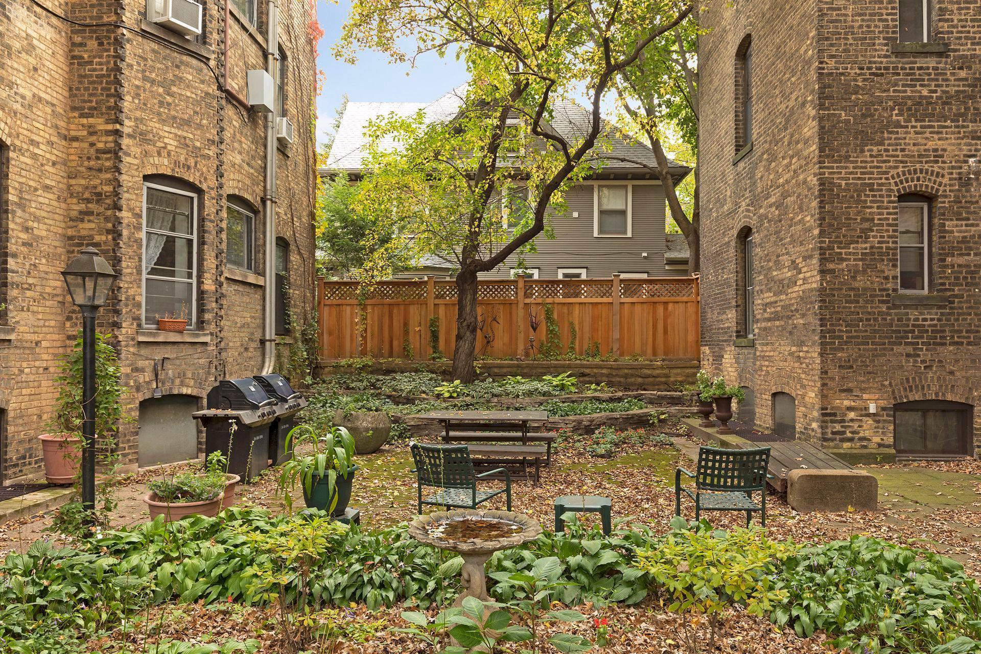 614 Grand Avenue Unit: 3EE