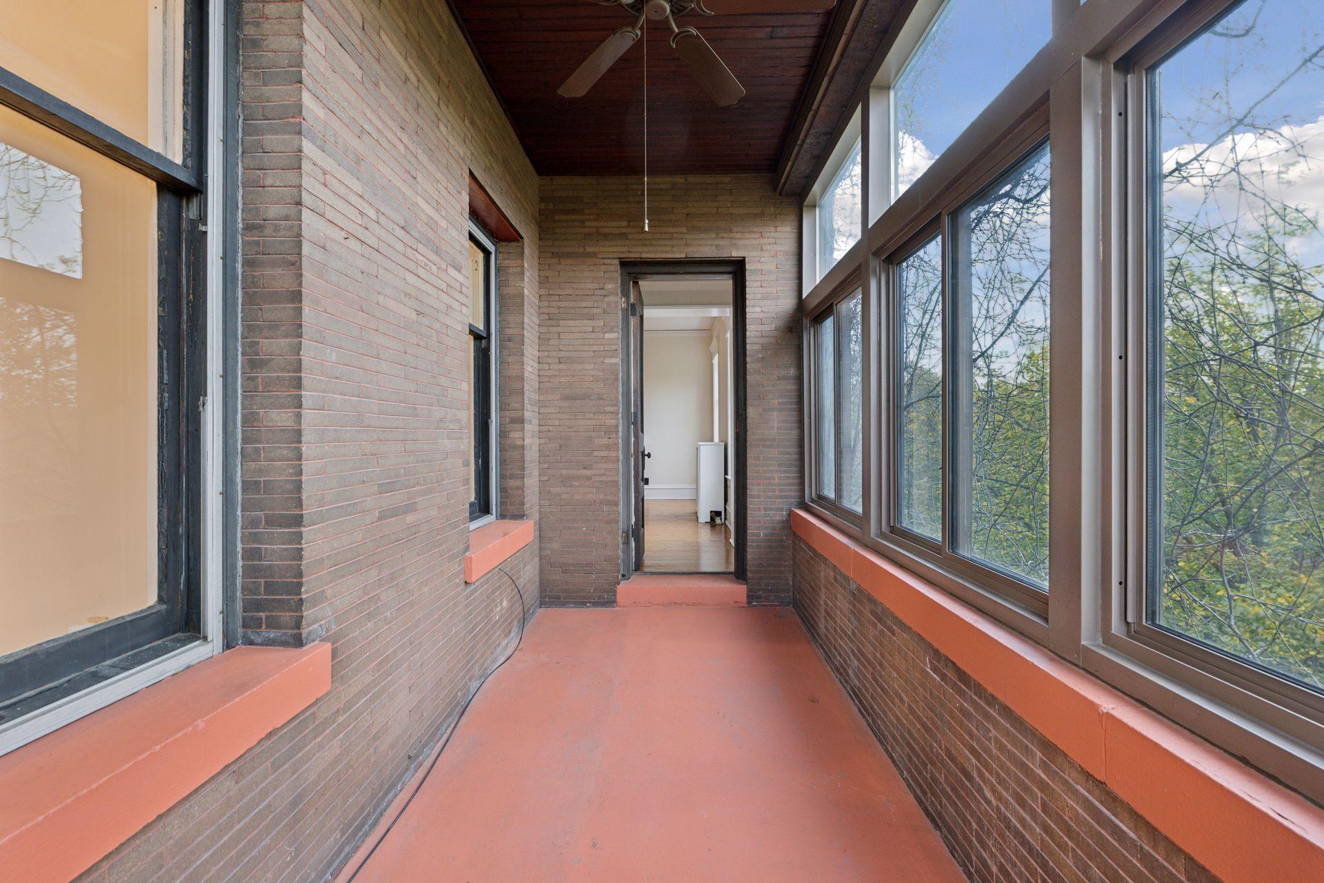 614 Grand Avenue Unit: 3EE
