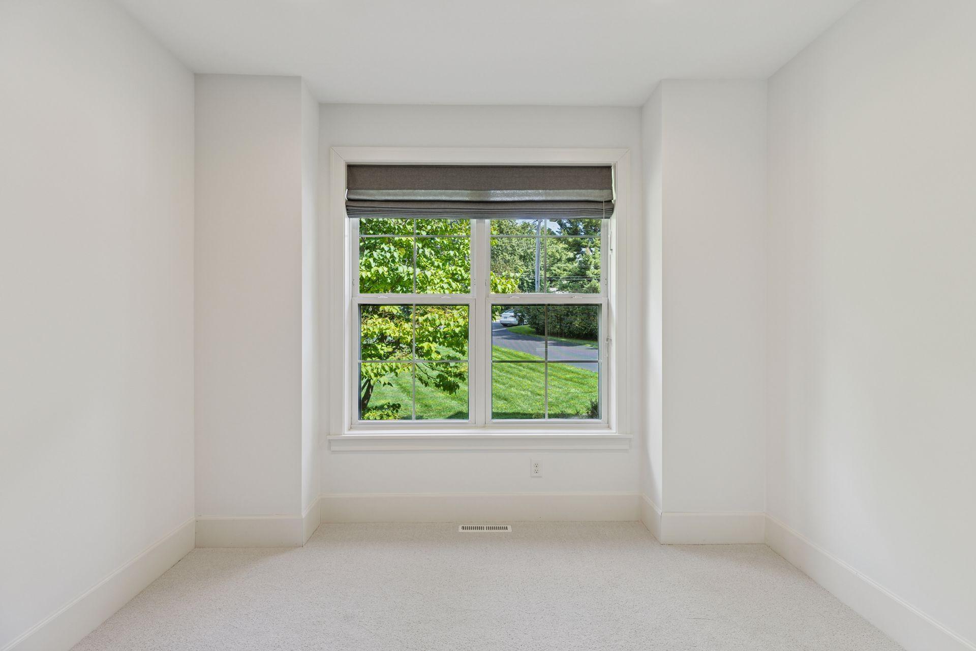 648 Sunset Lane