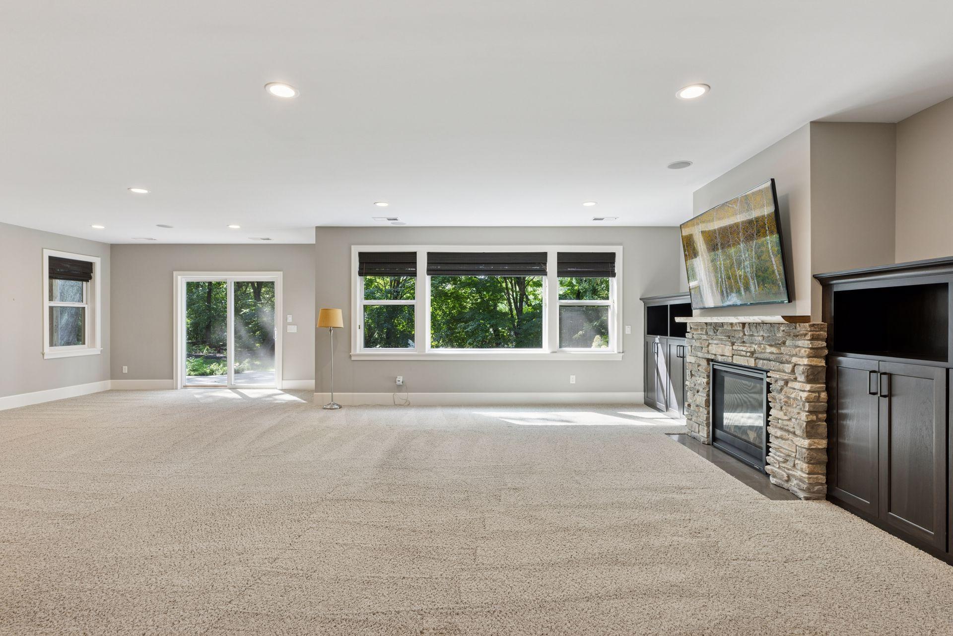 648 Sunset Lane