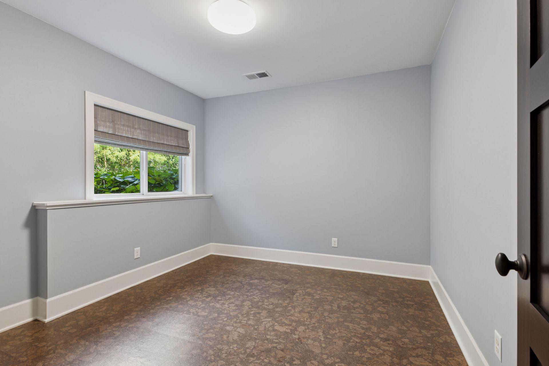 648 Sunset Lane