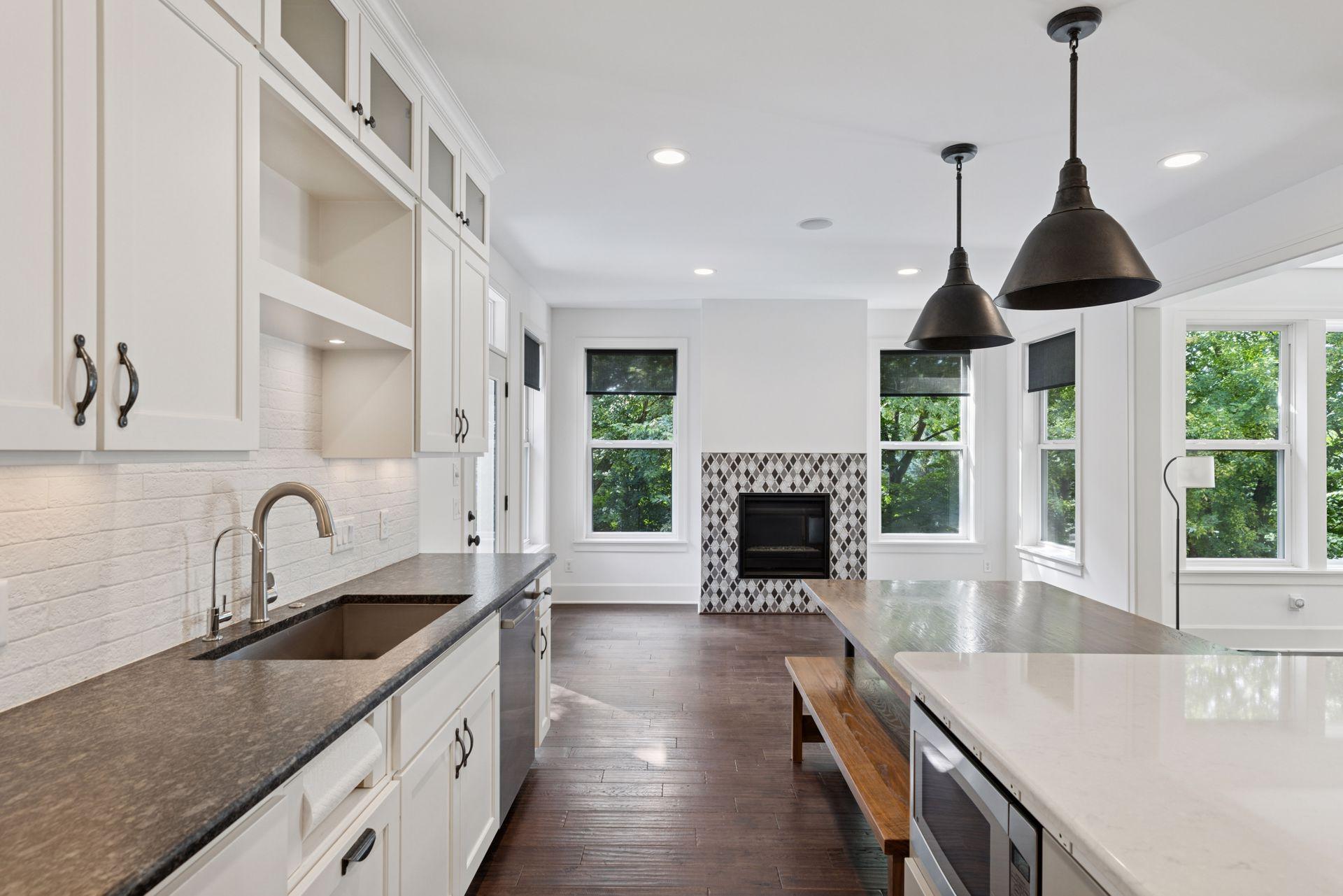 648 Sunset Lane