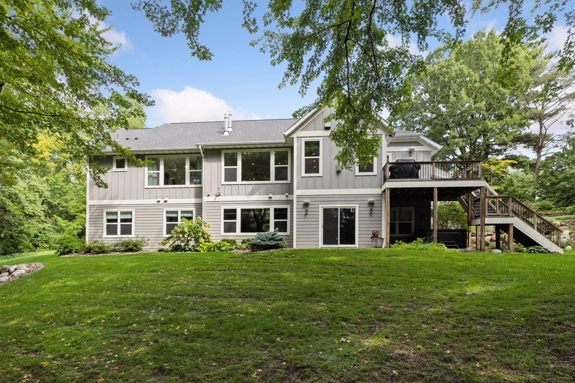 648 Sunset Lane