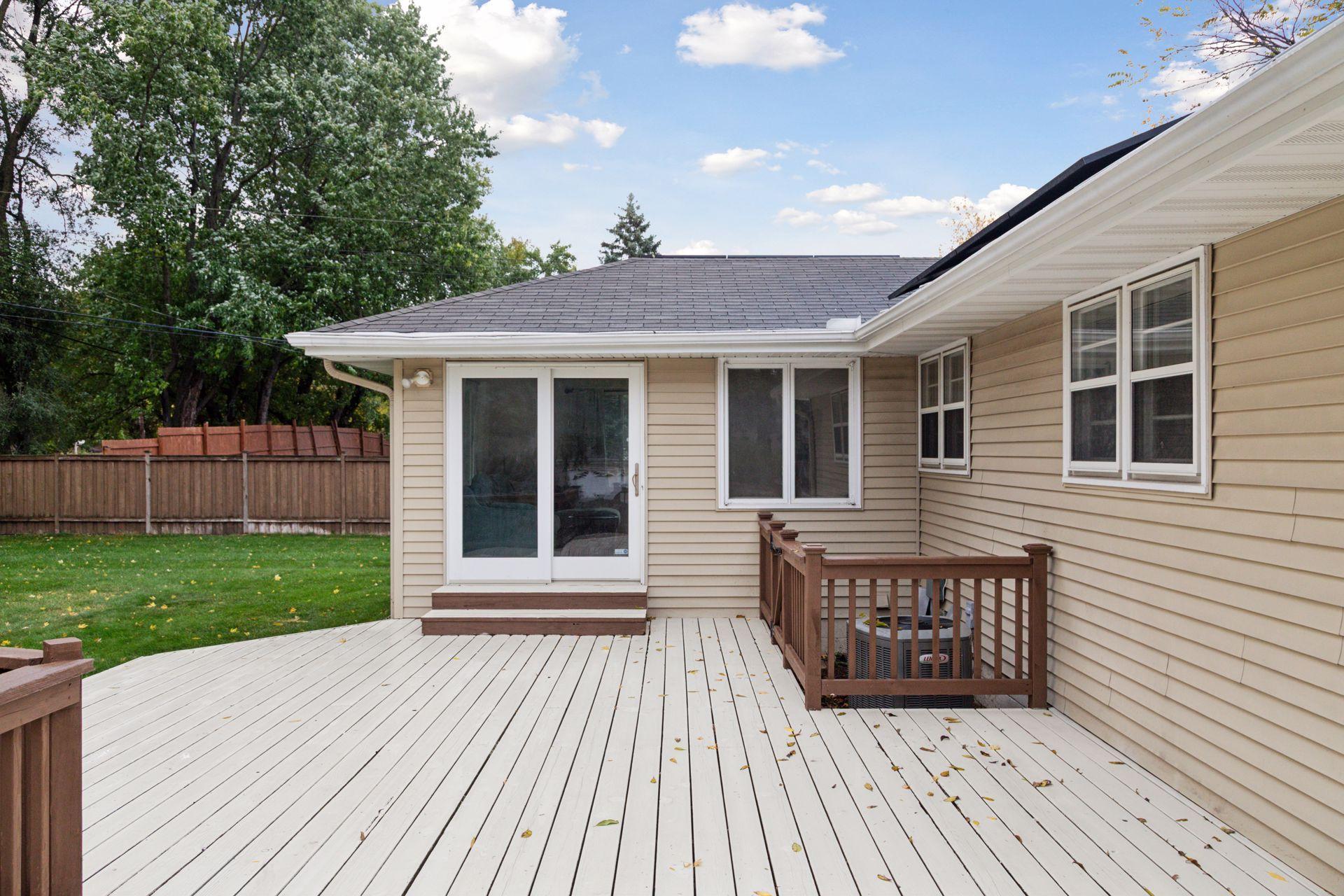 1102 Carlton Drive