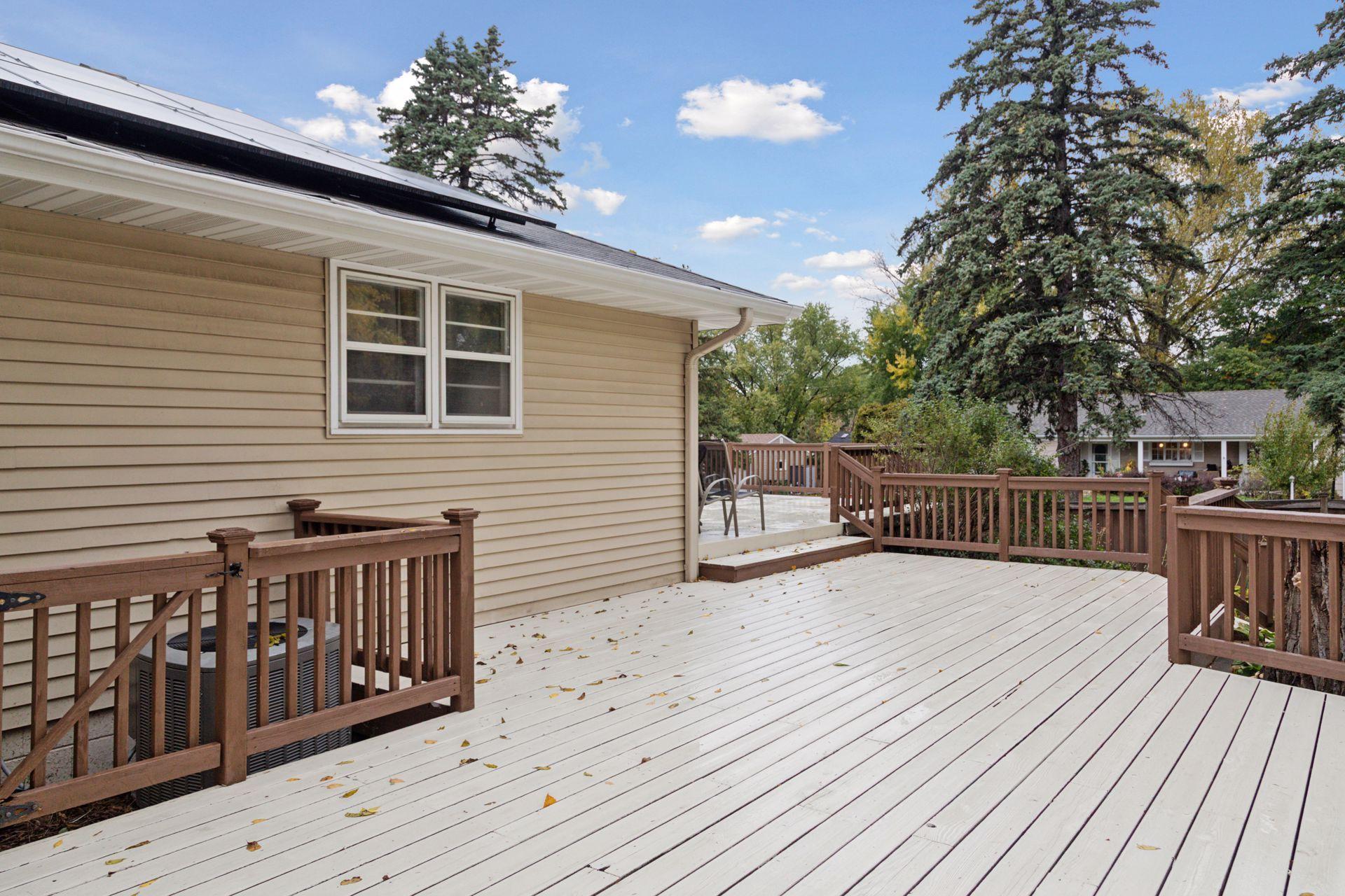 1102 Carlton Drive