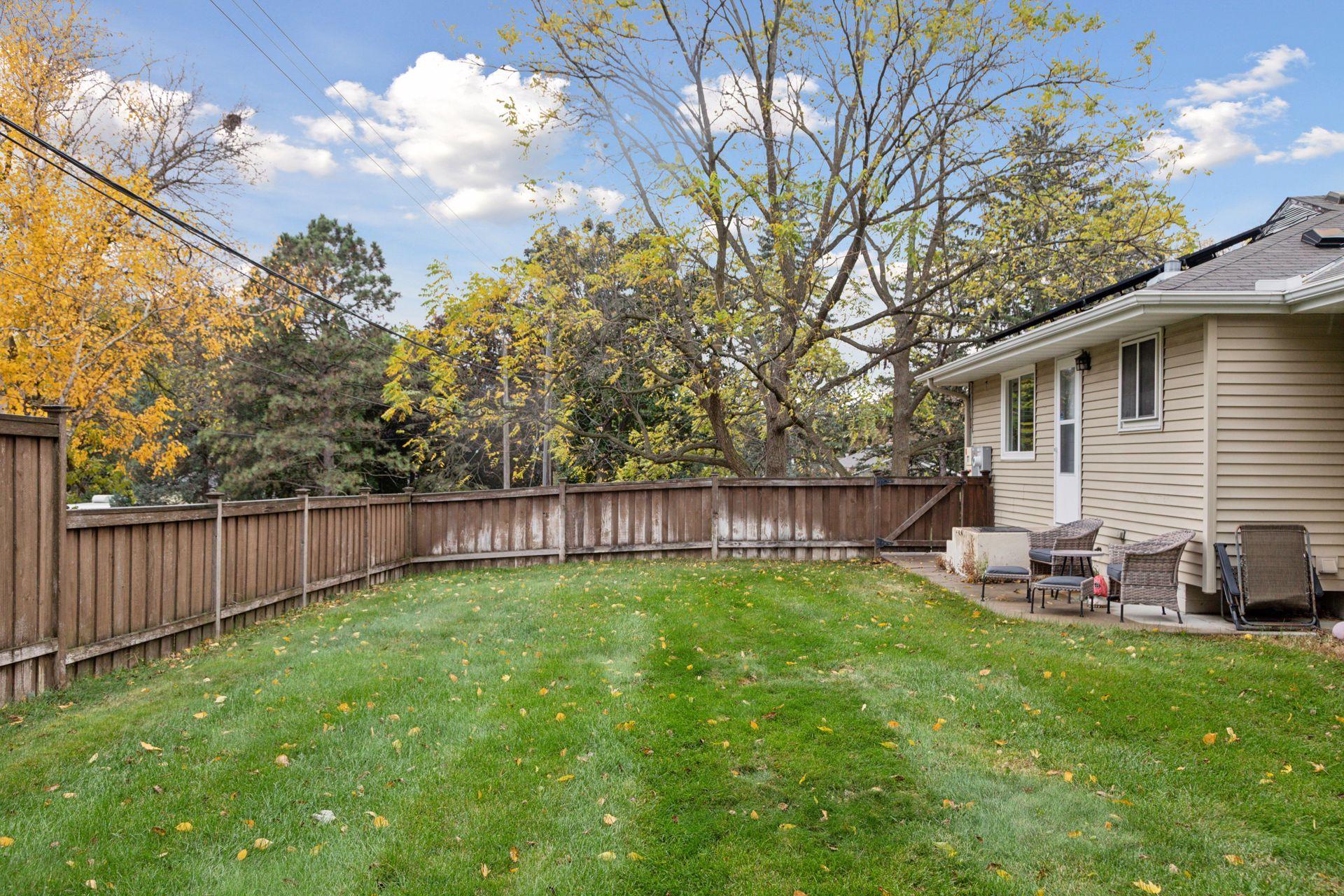 1102 Carlton Drive