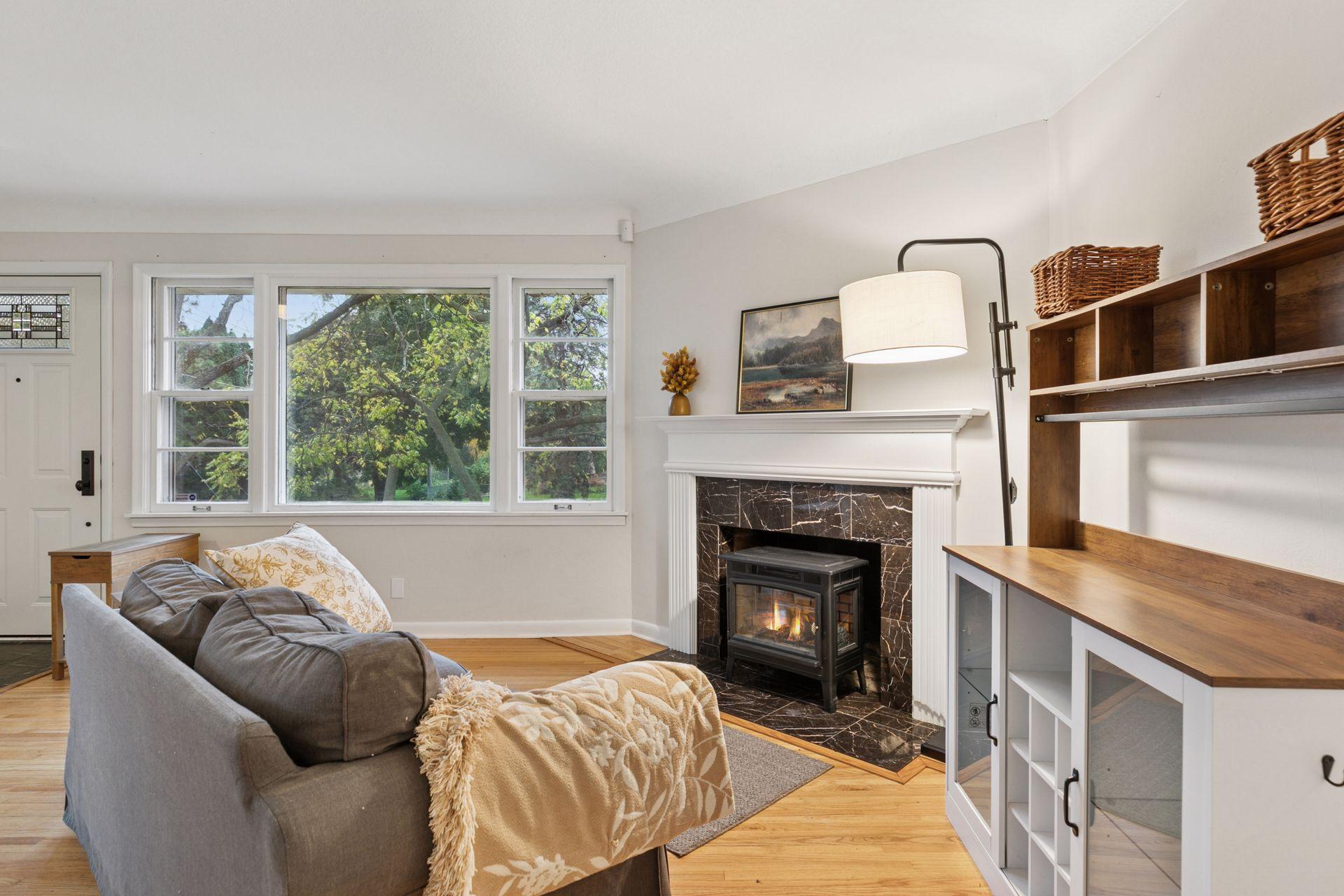 1102 Carlton Drive