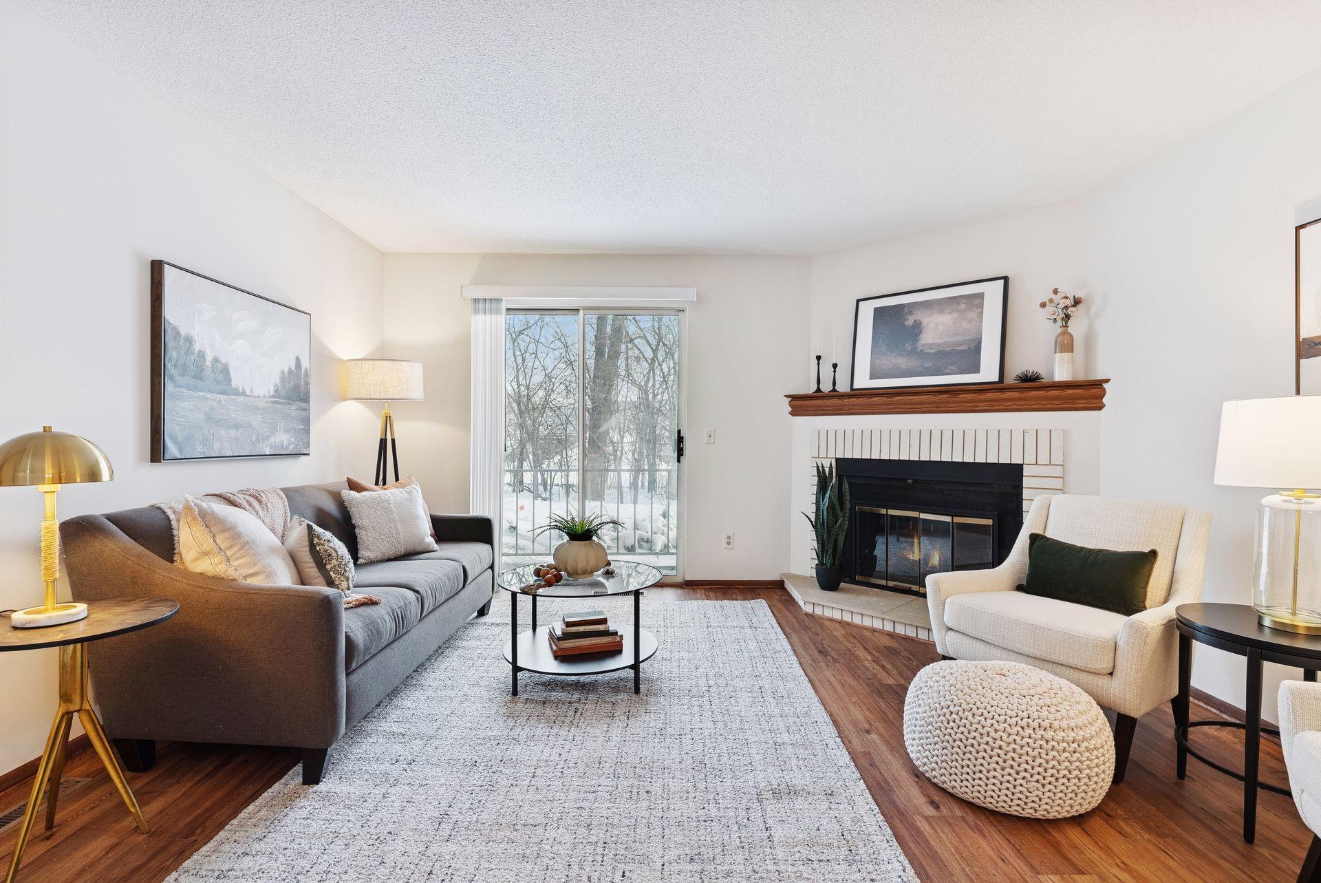 2250 Benson Avenue Unit: H