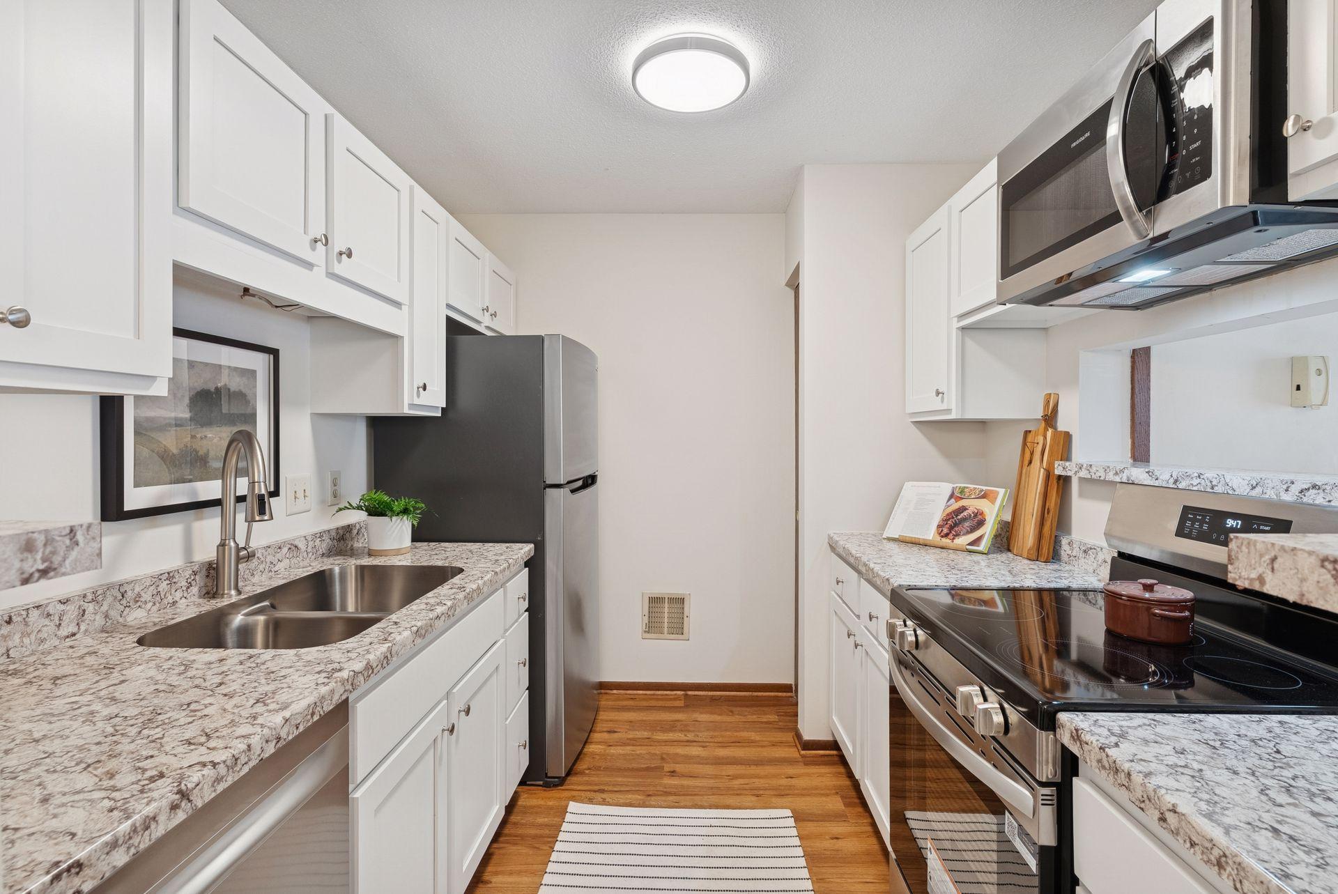 2250 Benson Avenue Unit: H