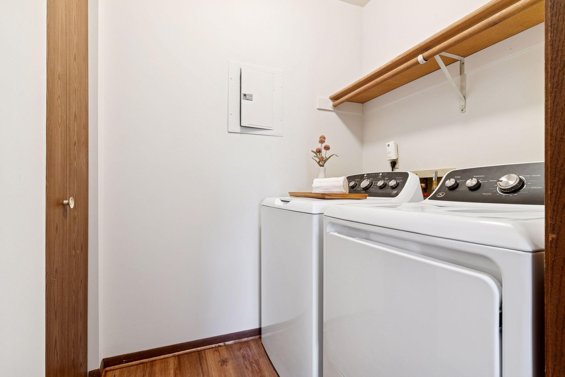 2250 Benson Avenue Unit: H