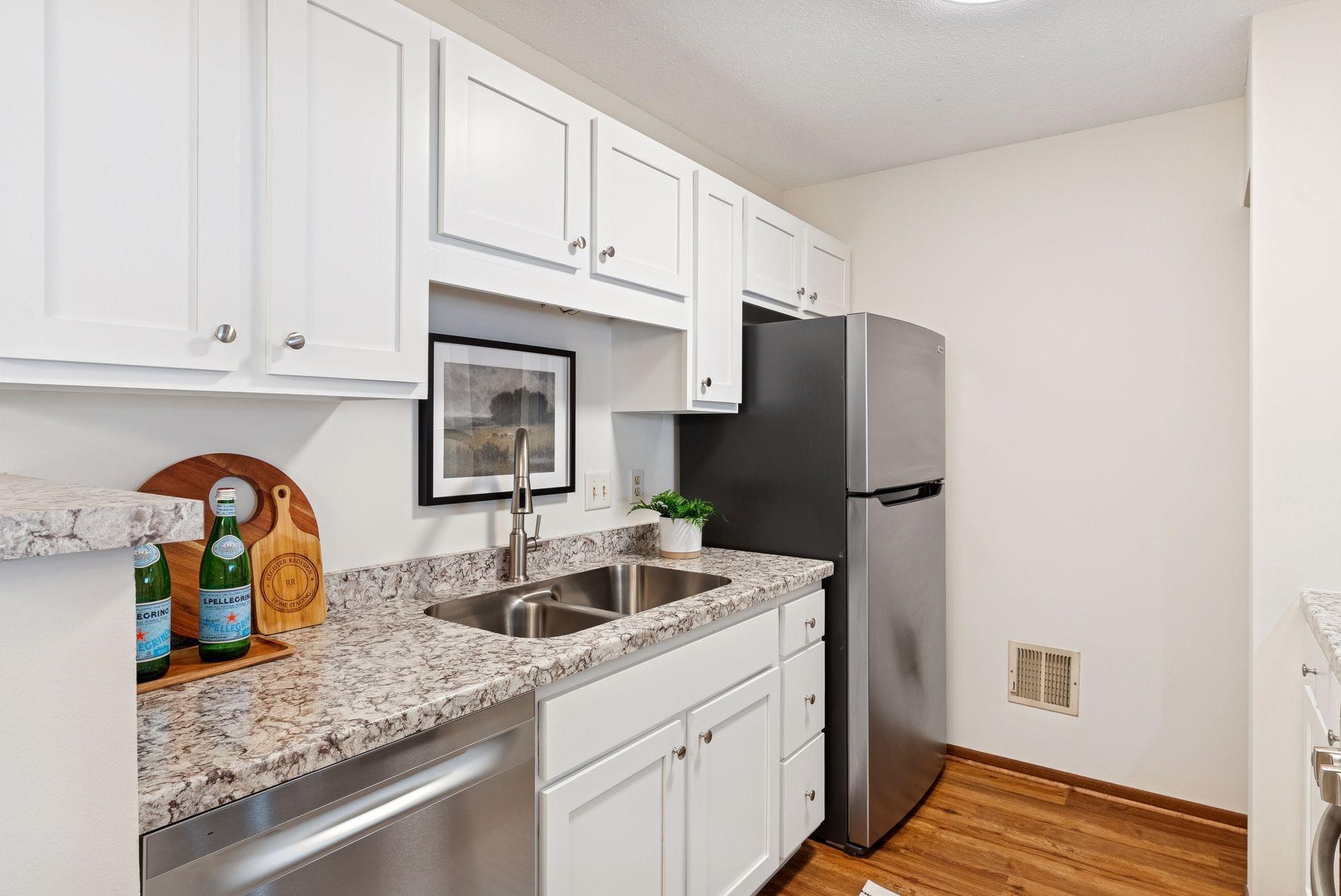 2250 Benson Avenue Unit: H