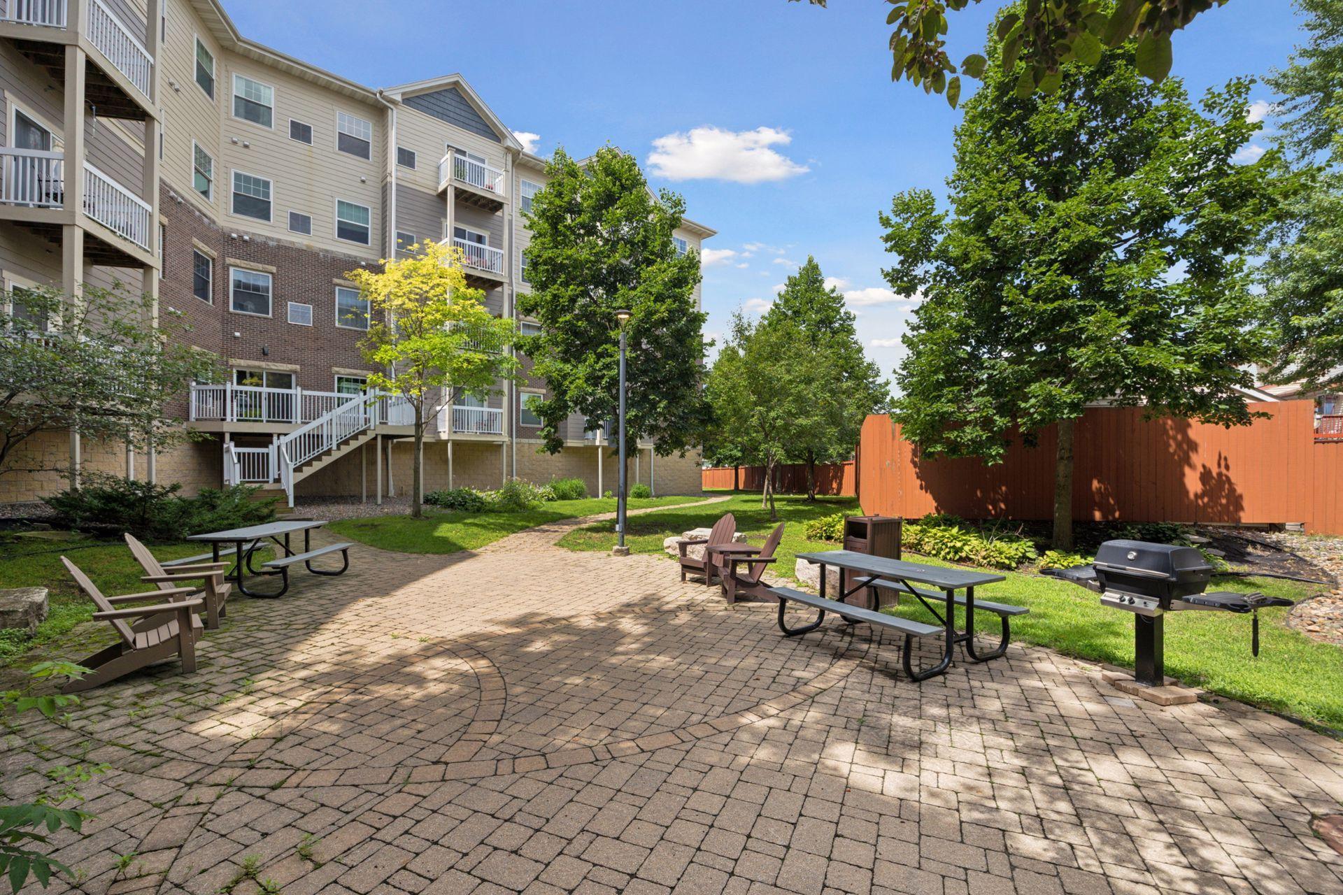 4824 E 53rd Street Unit: 501