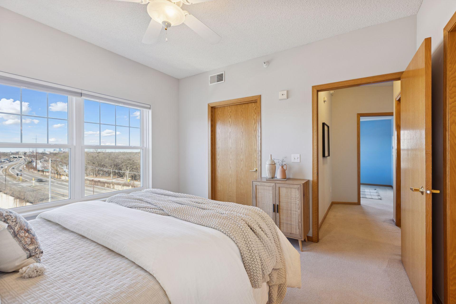 4824 E 53rd Street Unit: 501