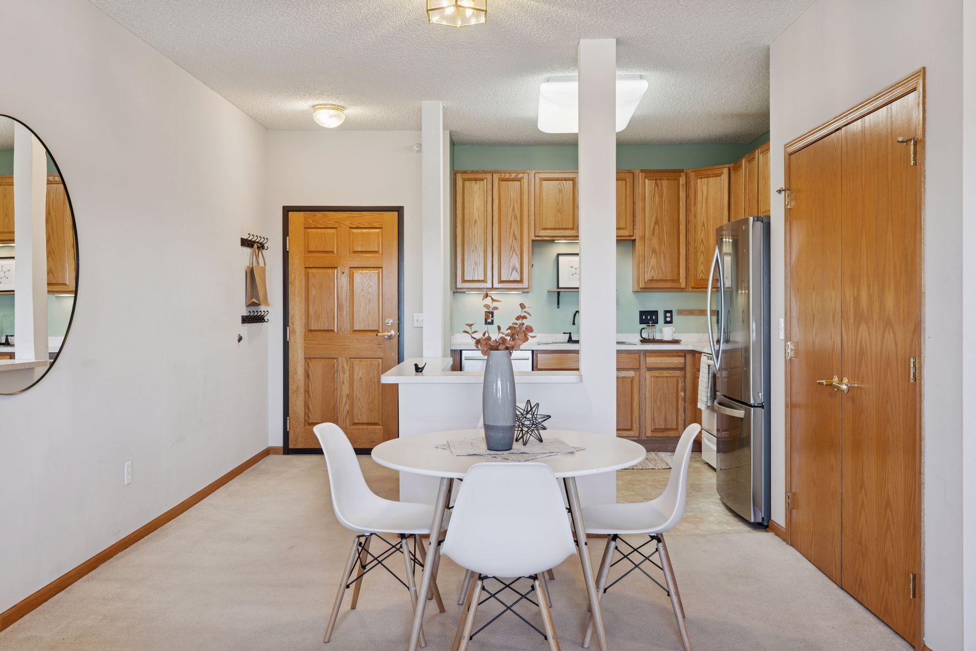 4824 E 53rd Street Unit: 501