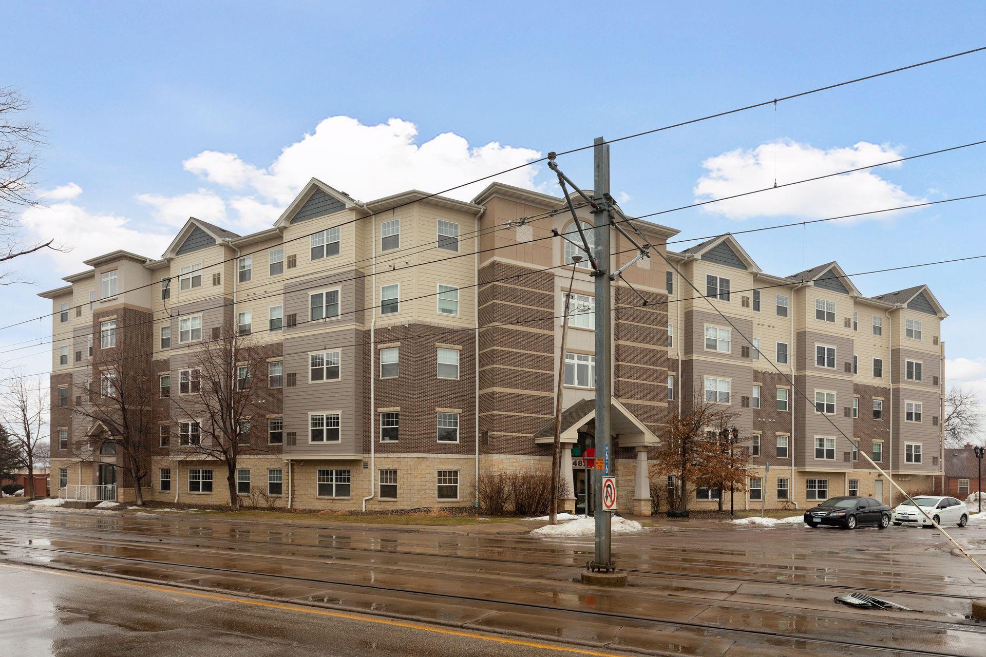 4824 E 53rd Street Unit: 501