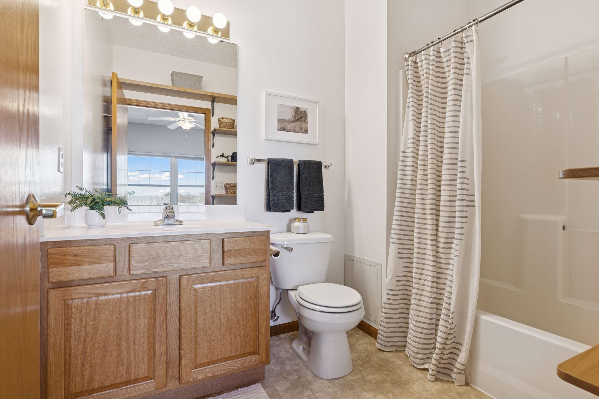 4824 E 53rd Street Unit: 501