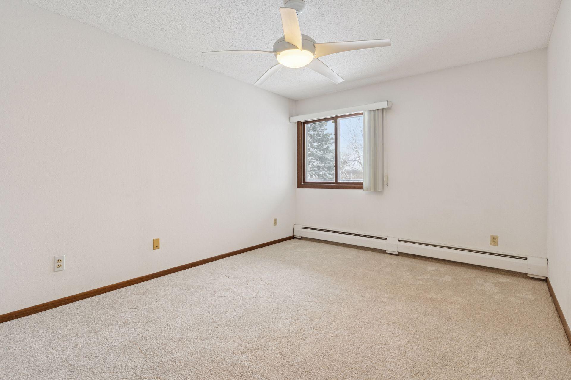 3440 Golfview Drive Unit: 211