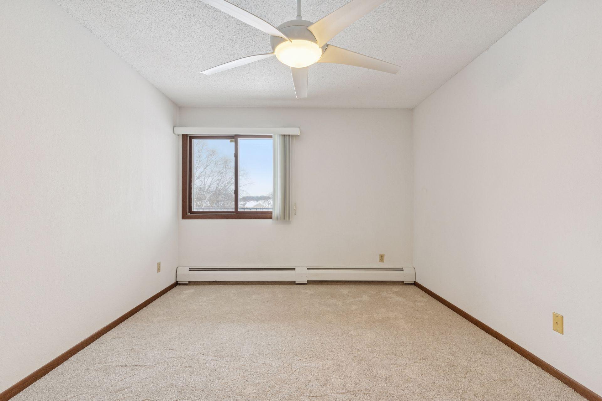 3440 Golfview Drive Unit: 211