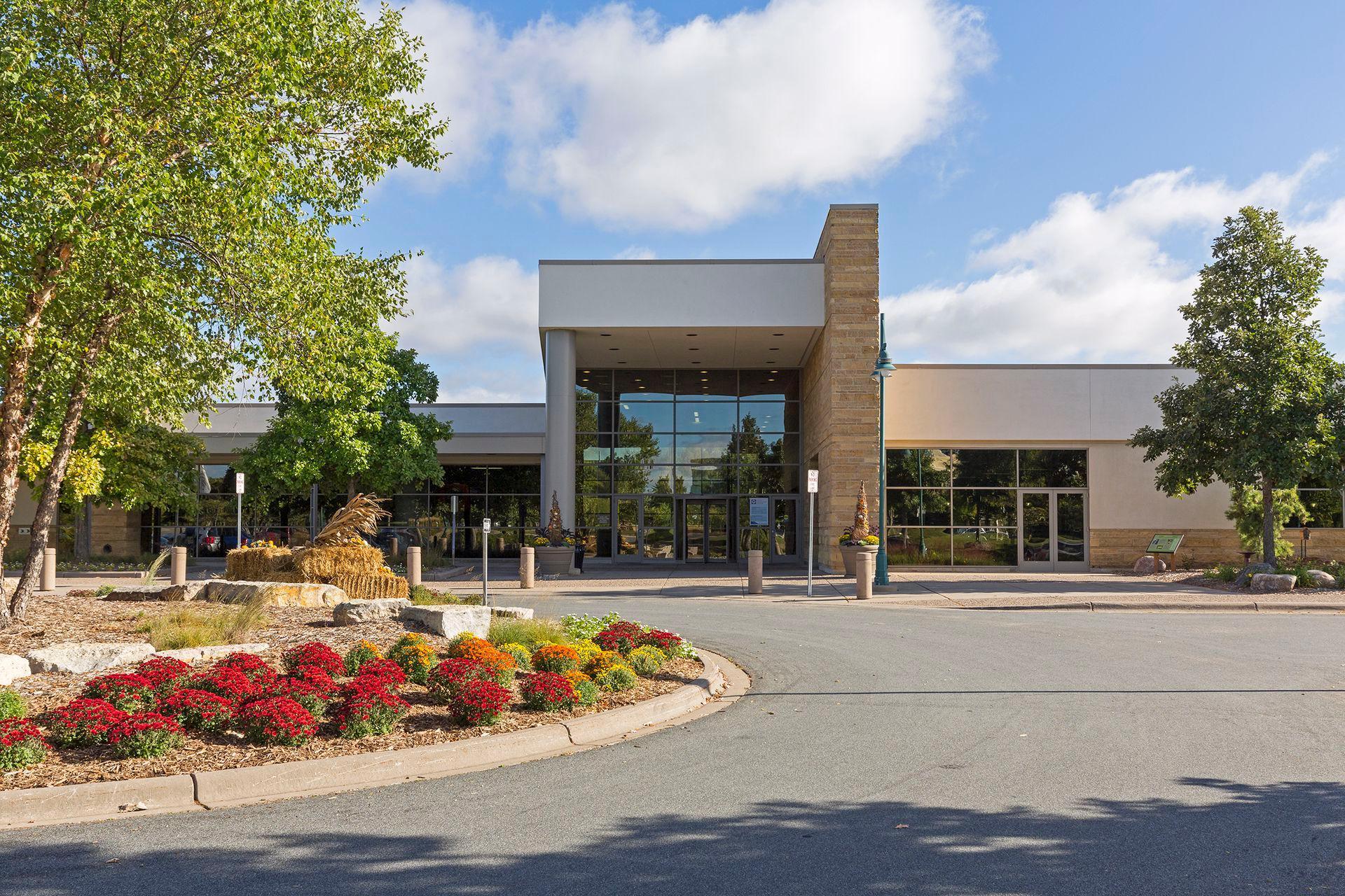 3440 Golfview Drive Unit: 211
