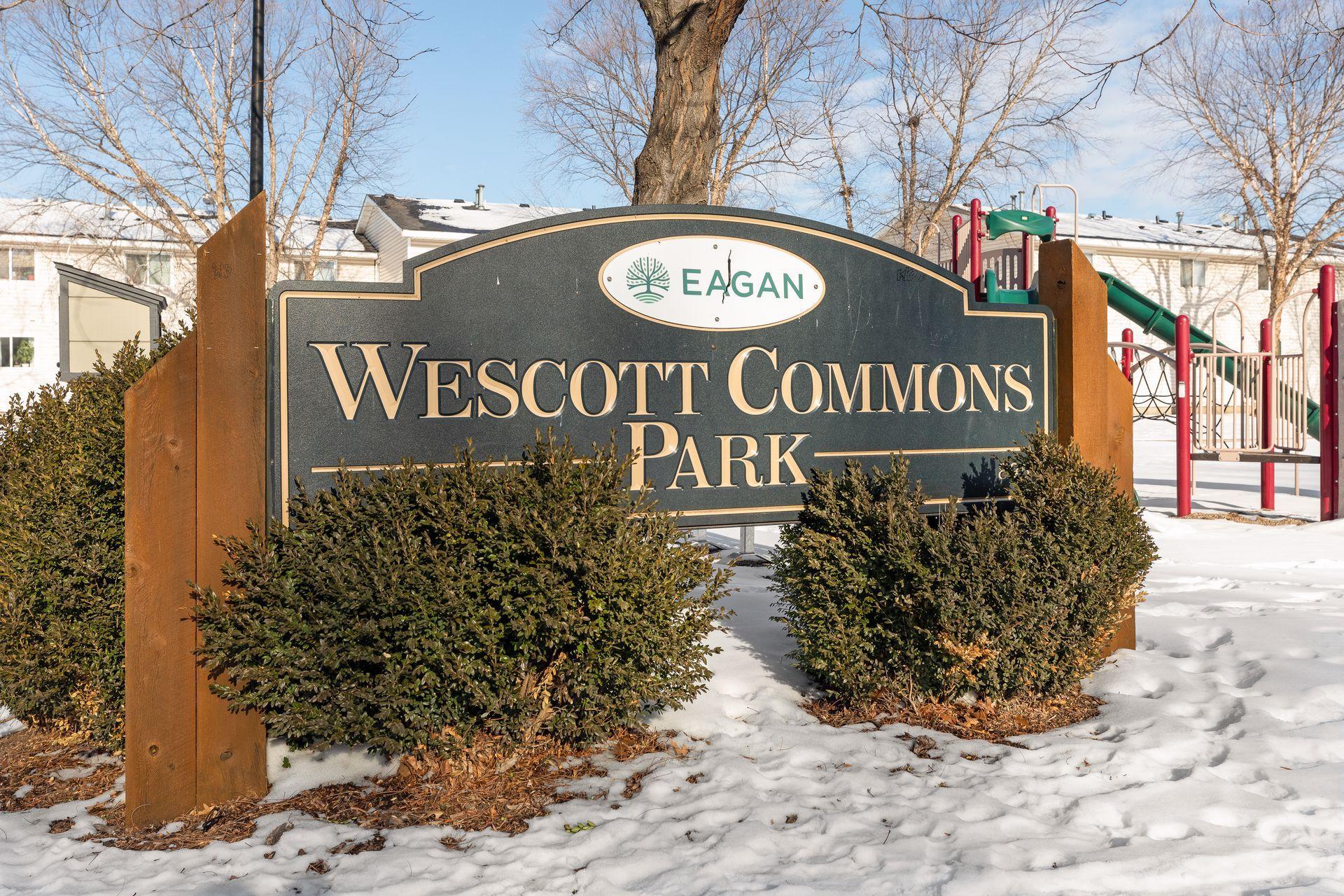 3440 Golfview Drive Unit: 211