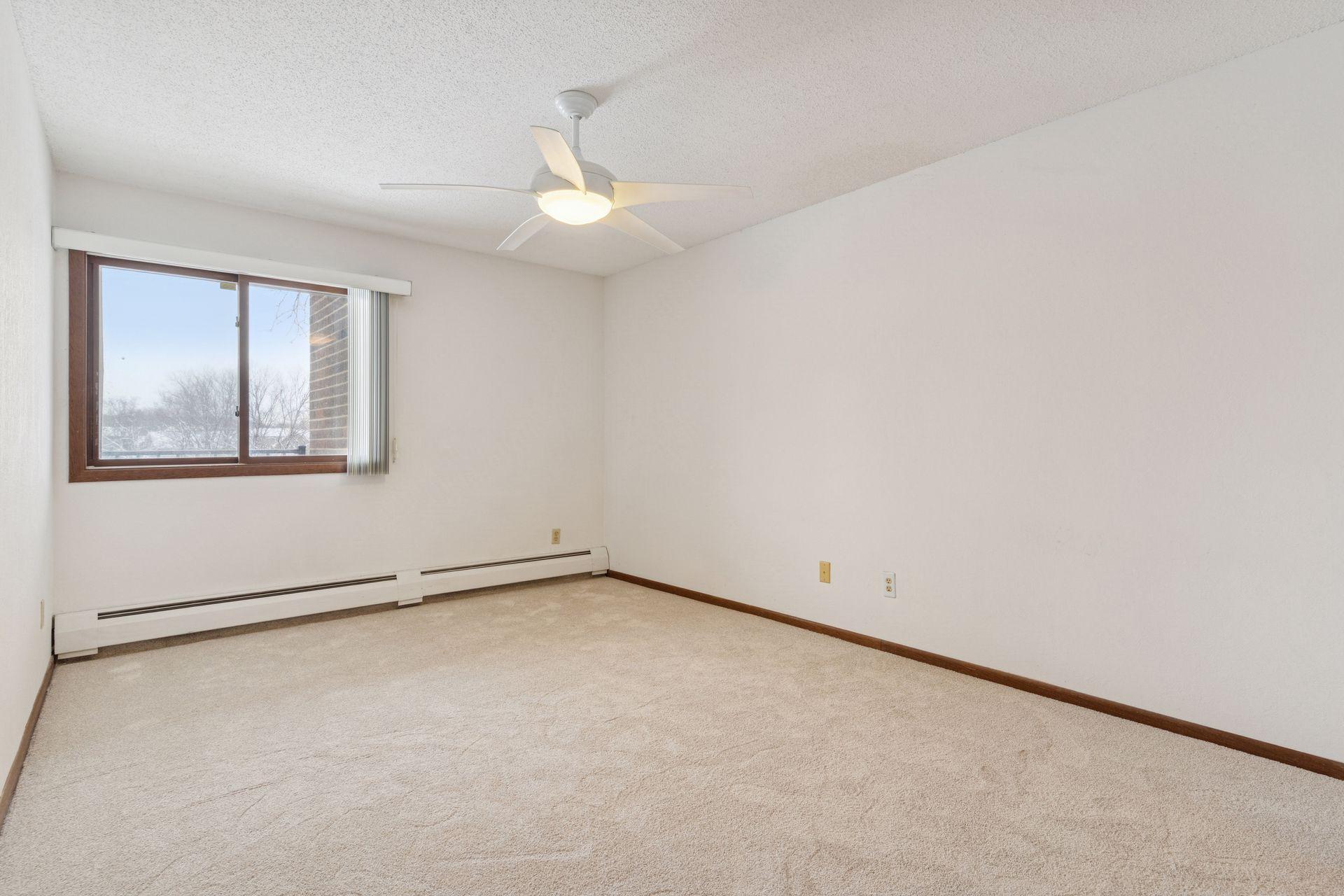 3440 Golfview Drive Unit: 211