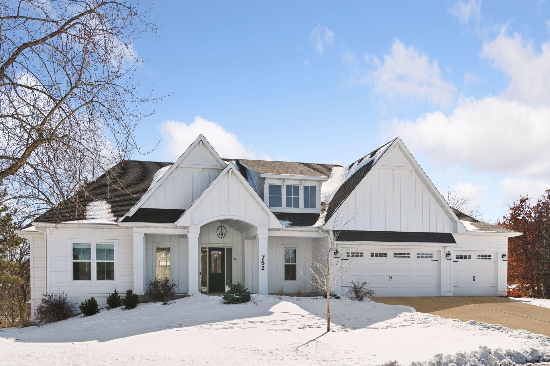 752 Summerbrooke Circle