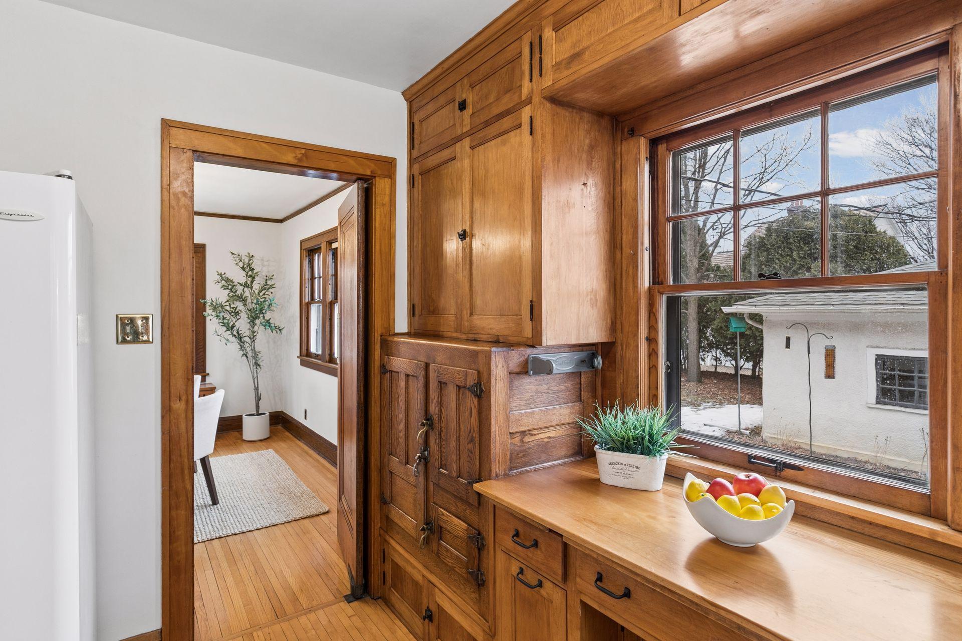 507 Montrose Lane