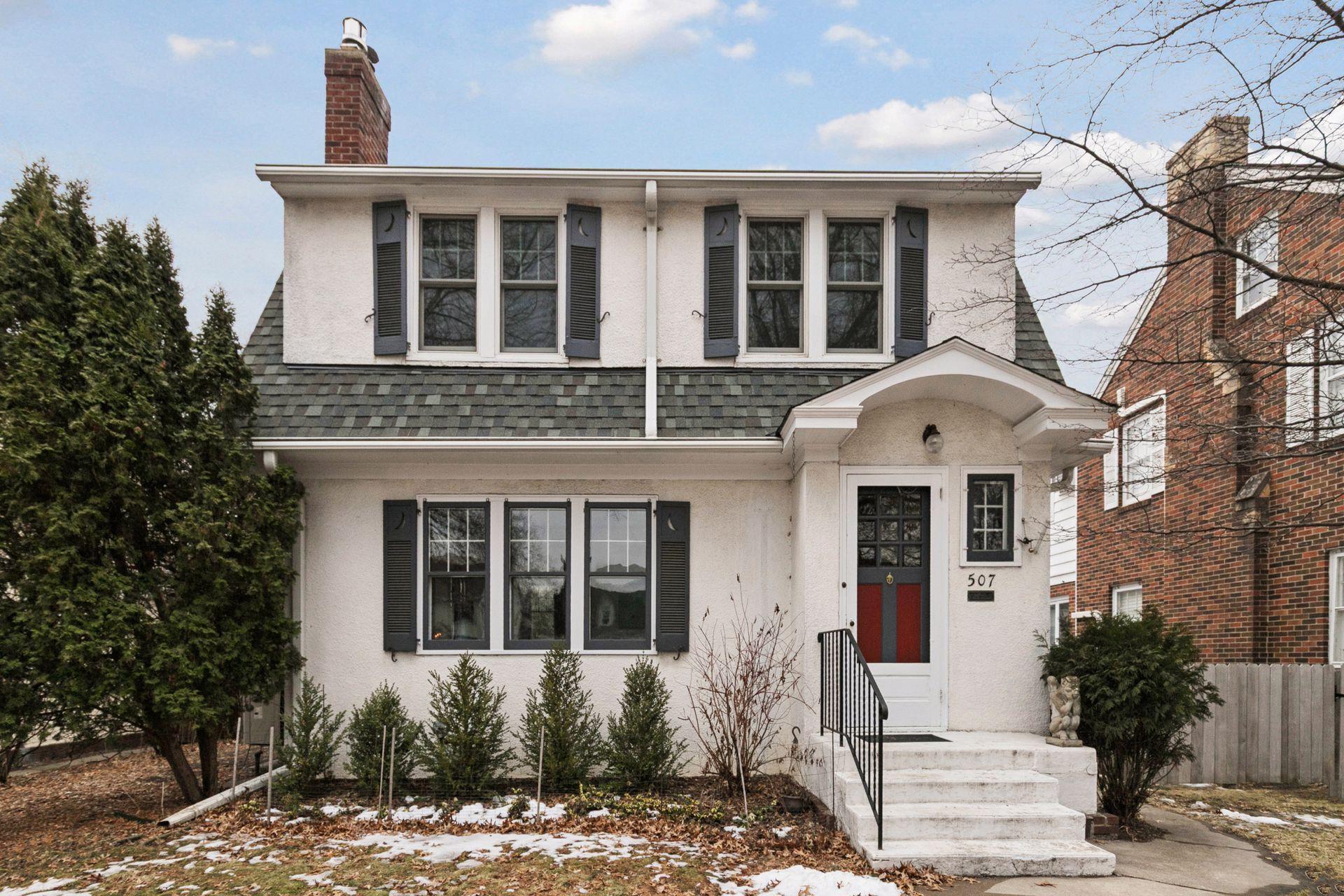 507 Montrose Lane