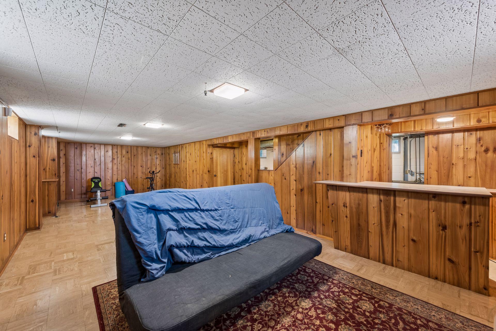 1073 Eleanor Avenue