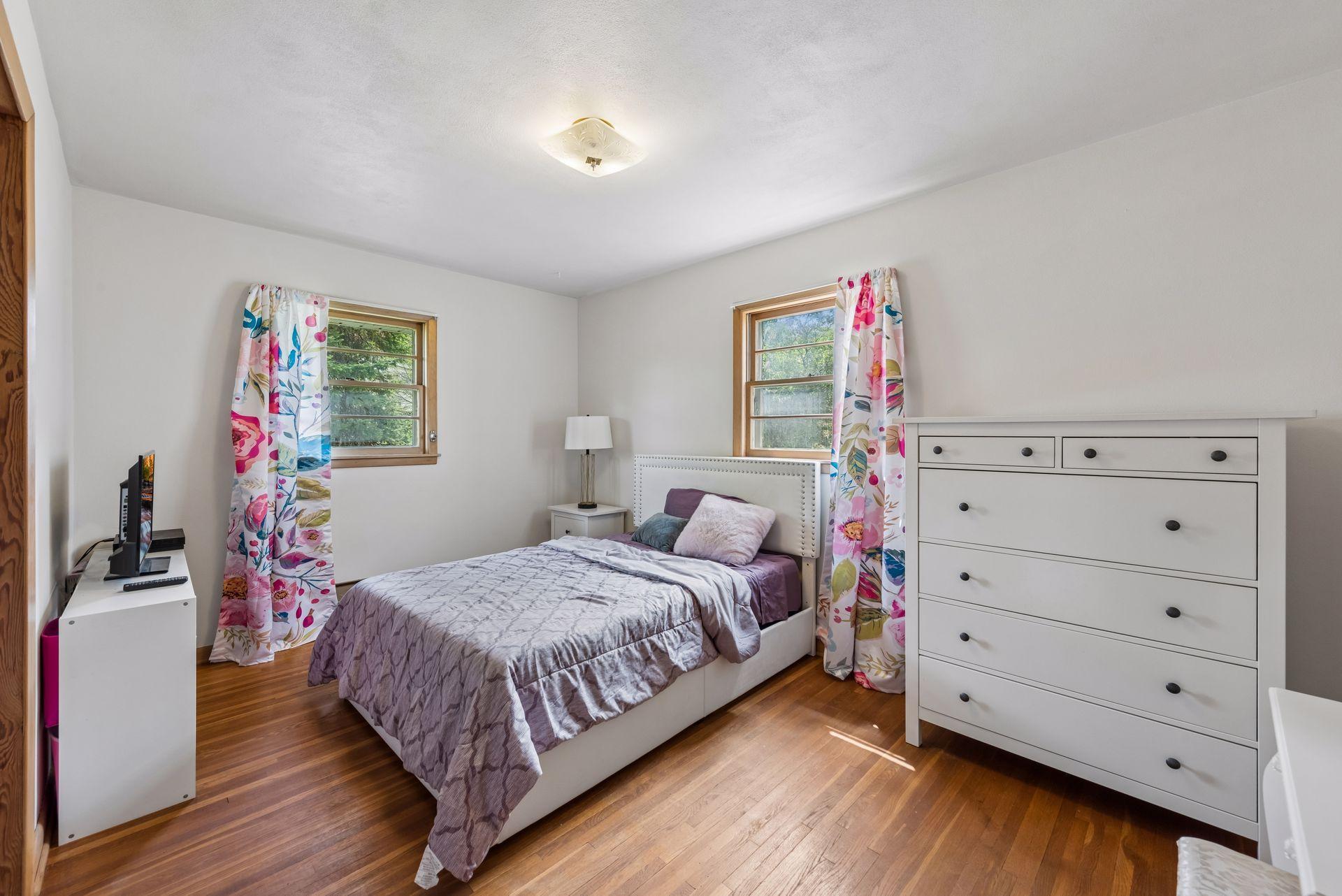 1073 Eleanor Avenue