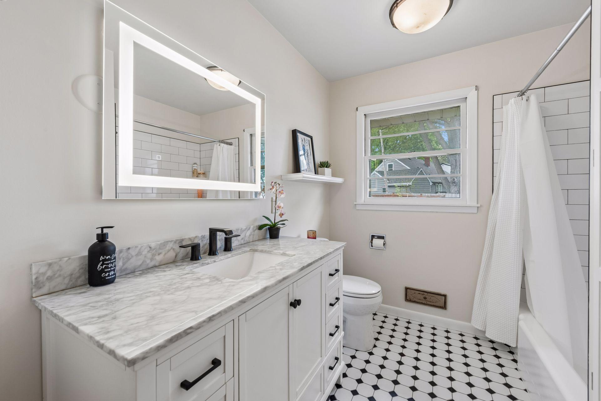 1073 Eleanor Avenue