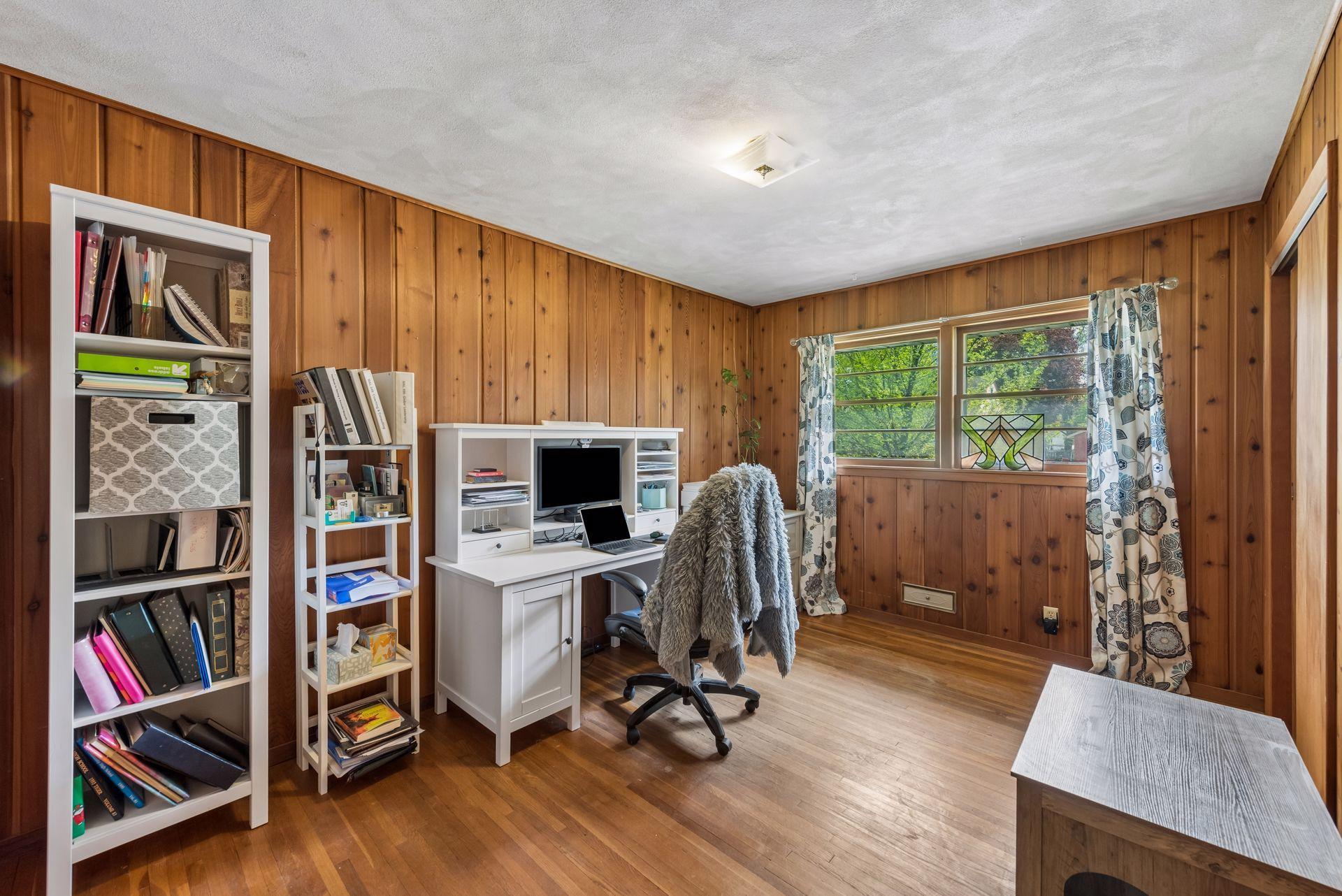 1073 Eleanor Avenue