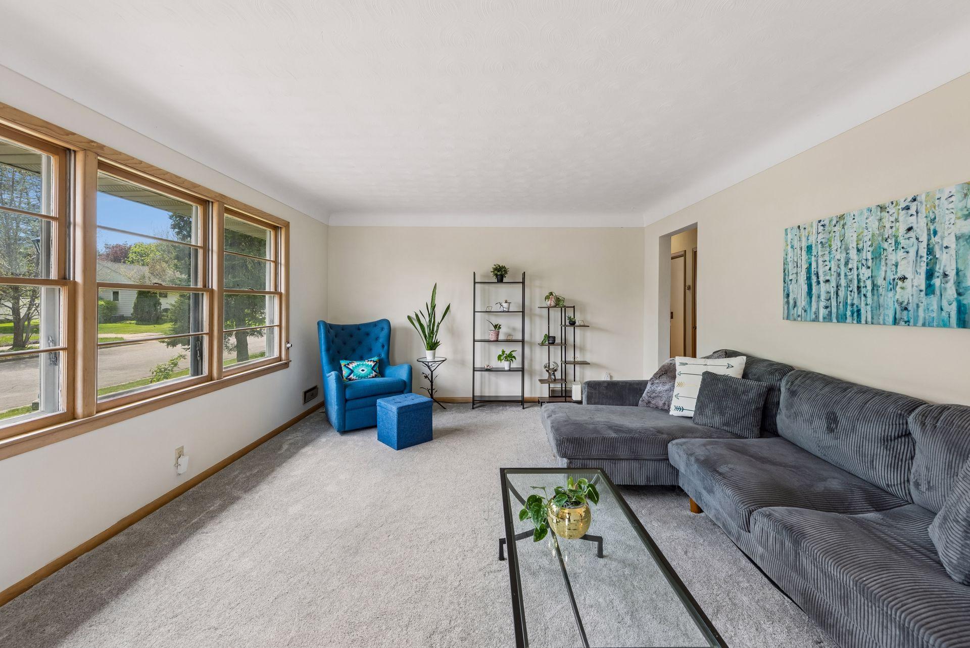 1073 Eleanor Avenue