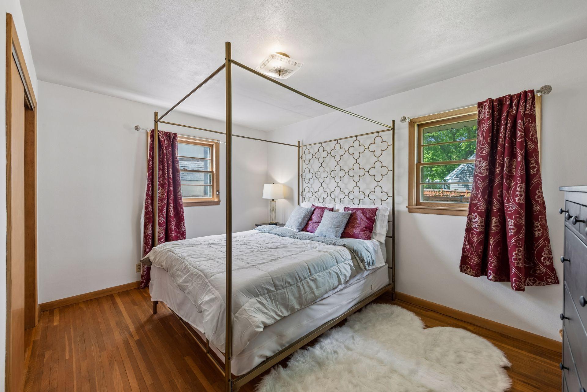 1073 Eleanor Avenue