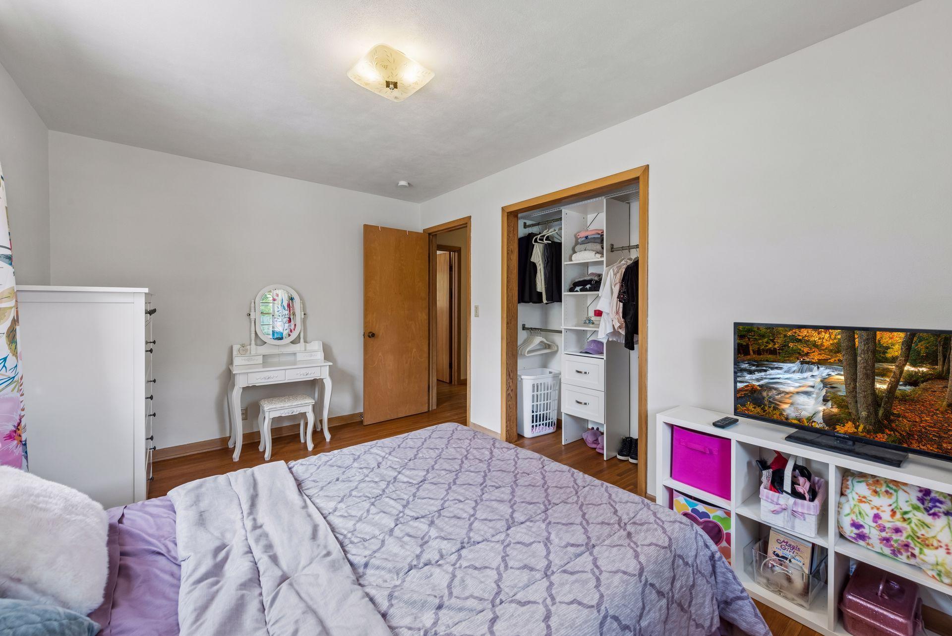 1073 Eleanor Avenue