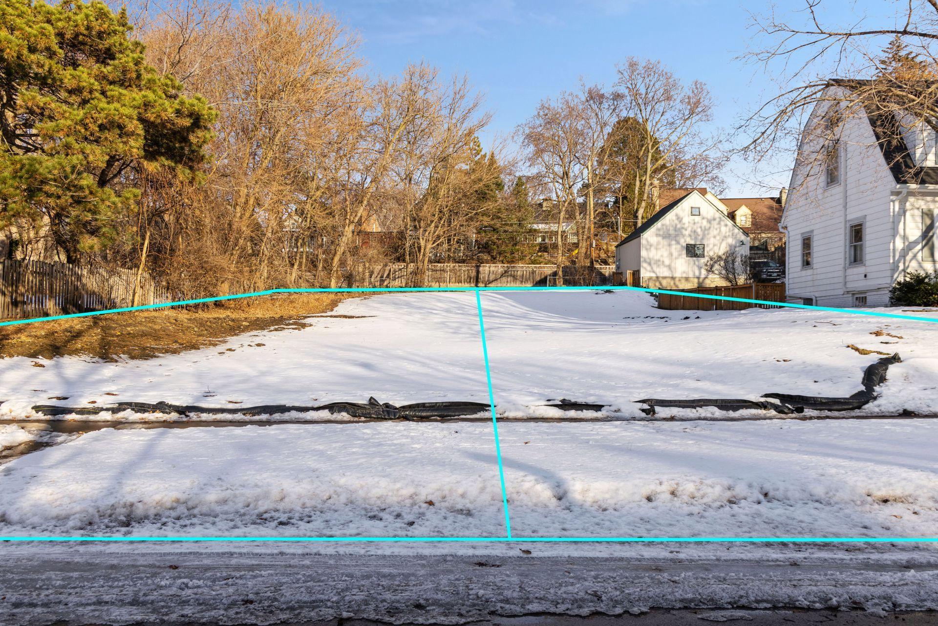 426 Woodlawn Avenue