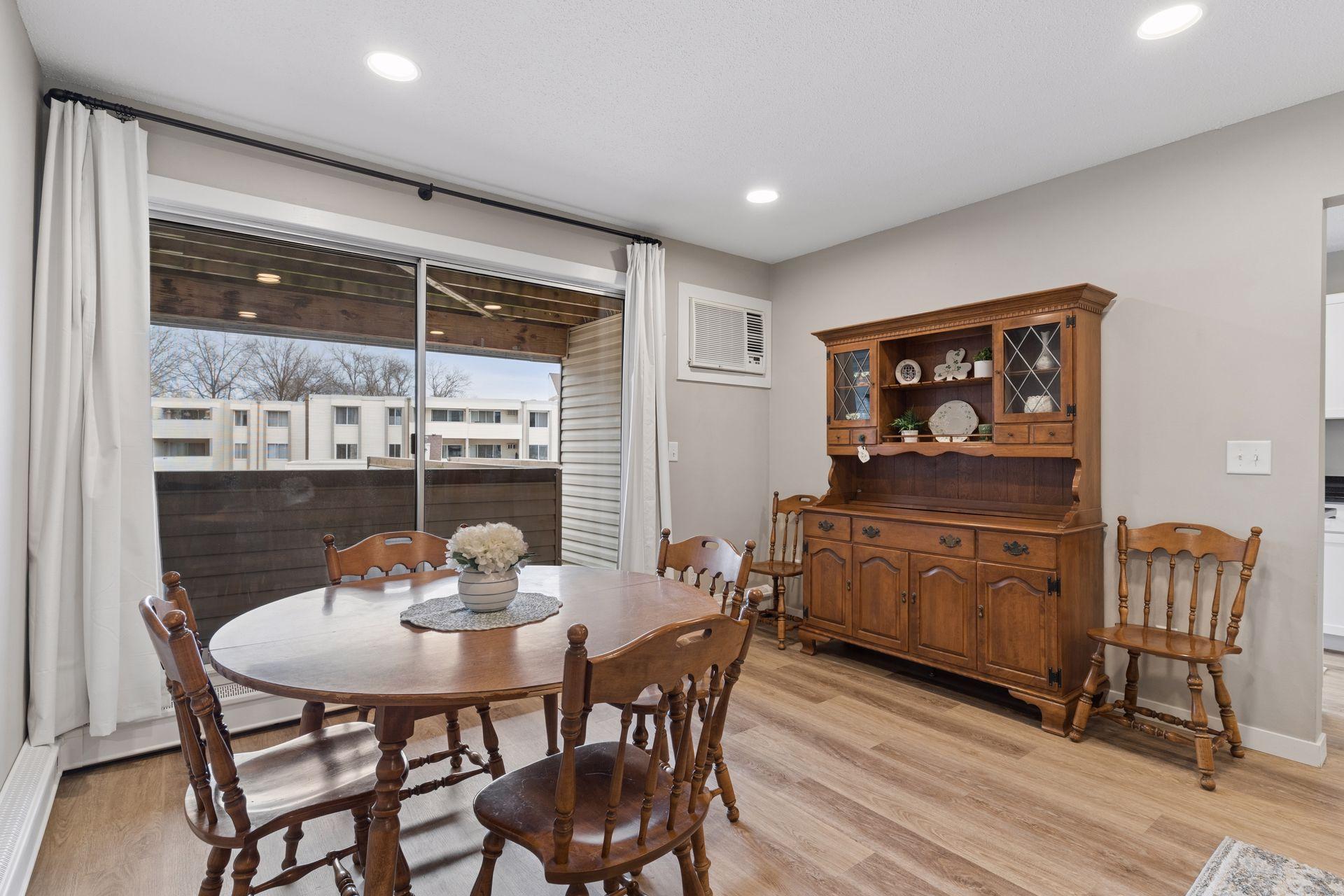 10840 Rockford Road Unit: 209