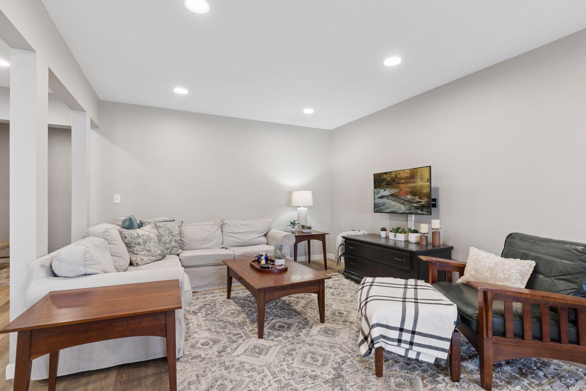 10840 Rockford Road Unit: 209