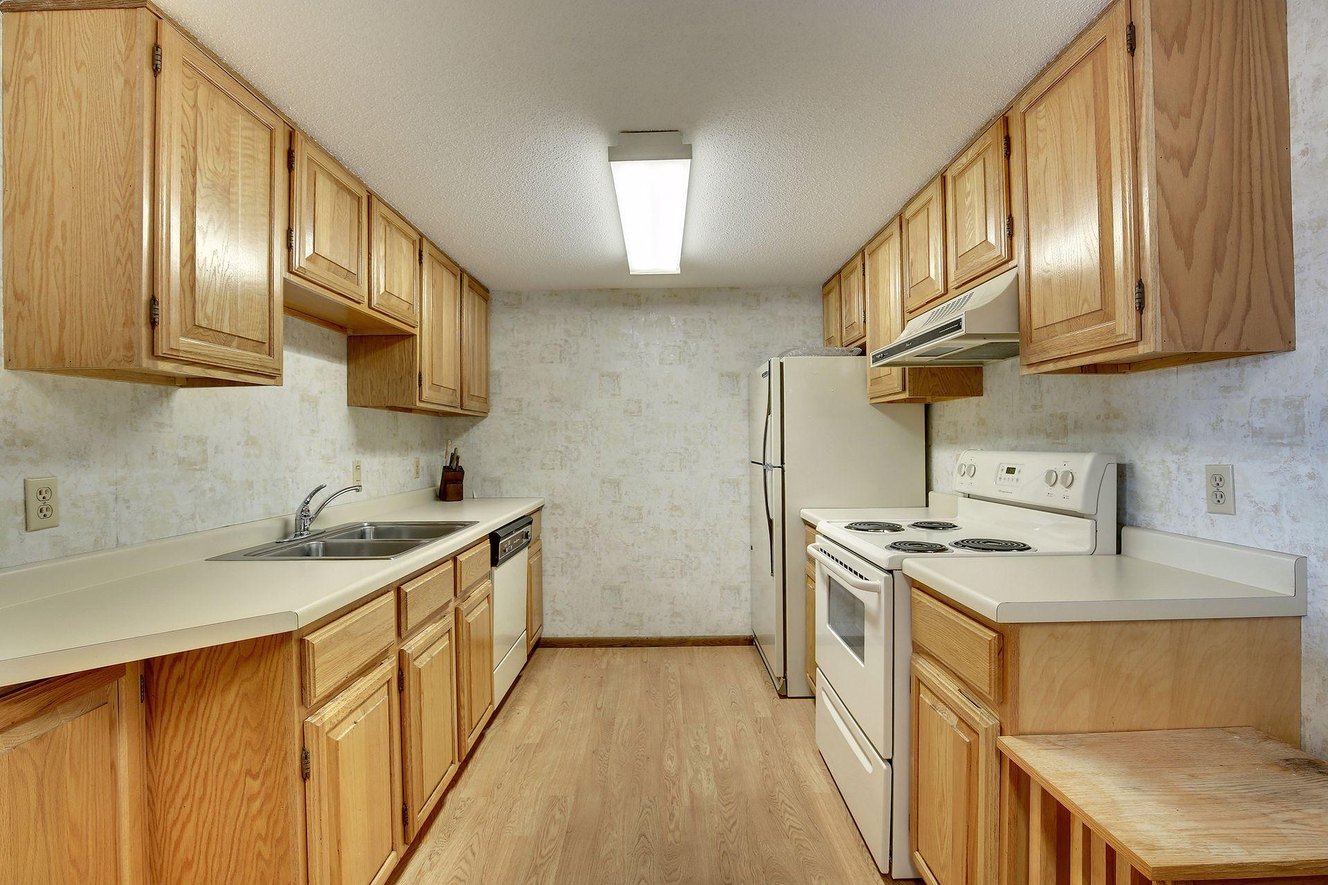 2221 Youngman Avenue Unit: 501