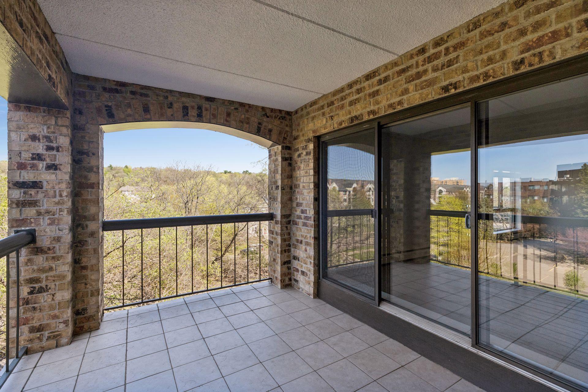 2221 Youngman Avenue Unit: 501