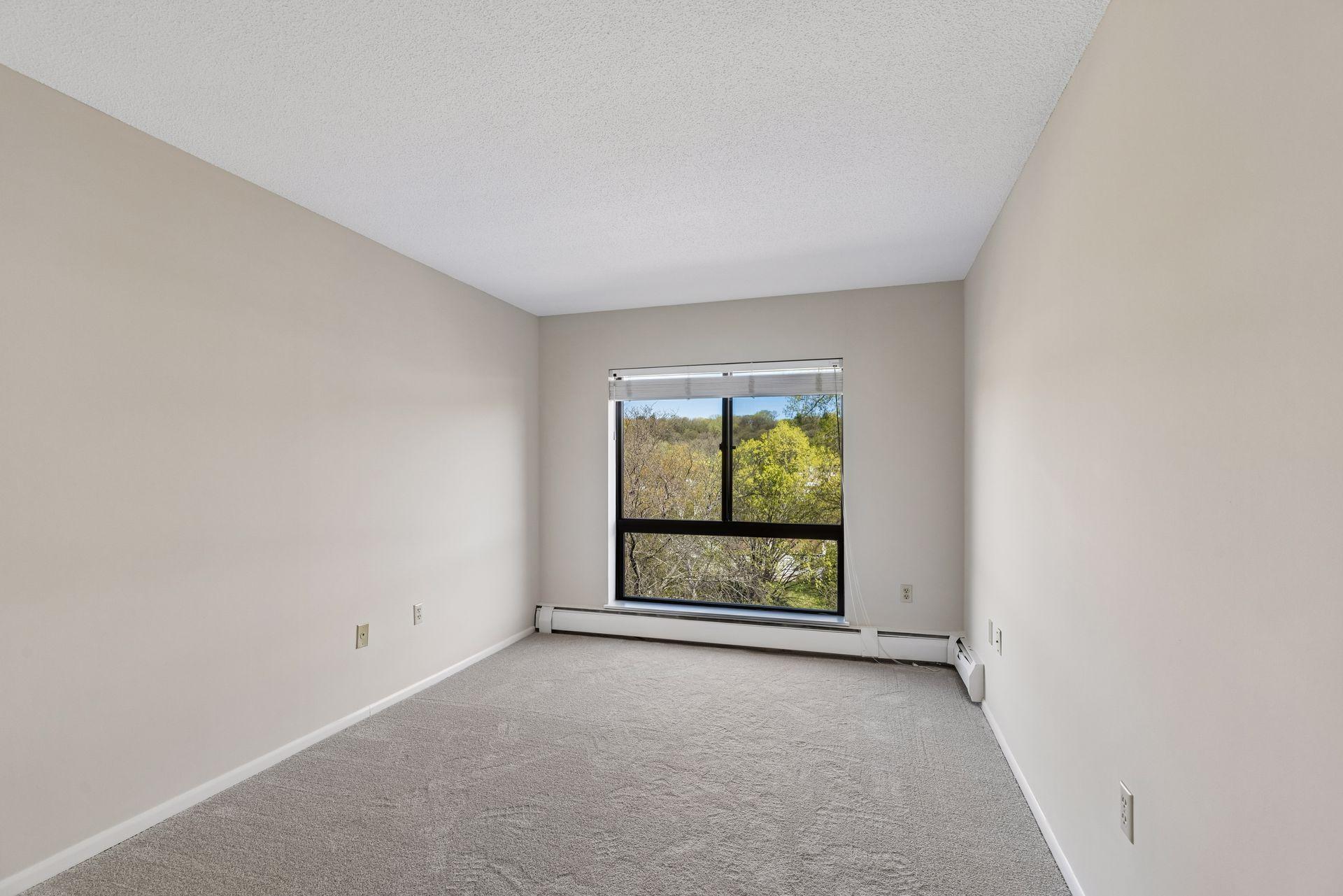 2221 Youngman Avenue Unit: 501