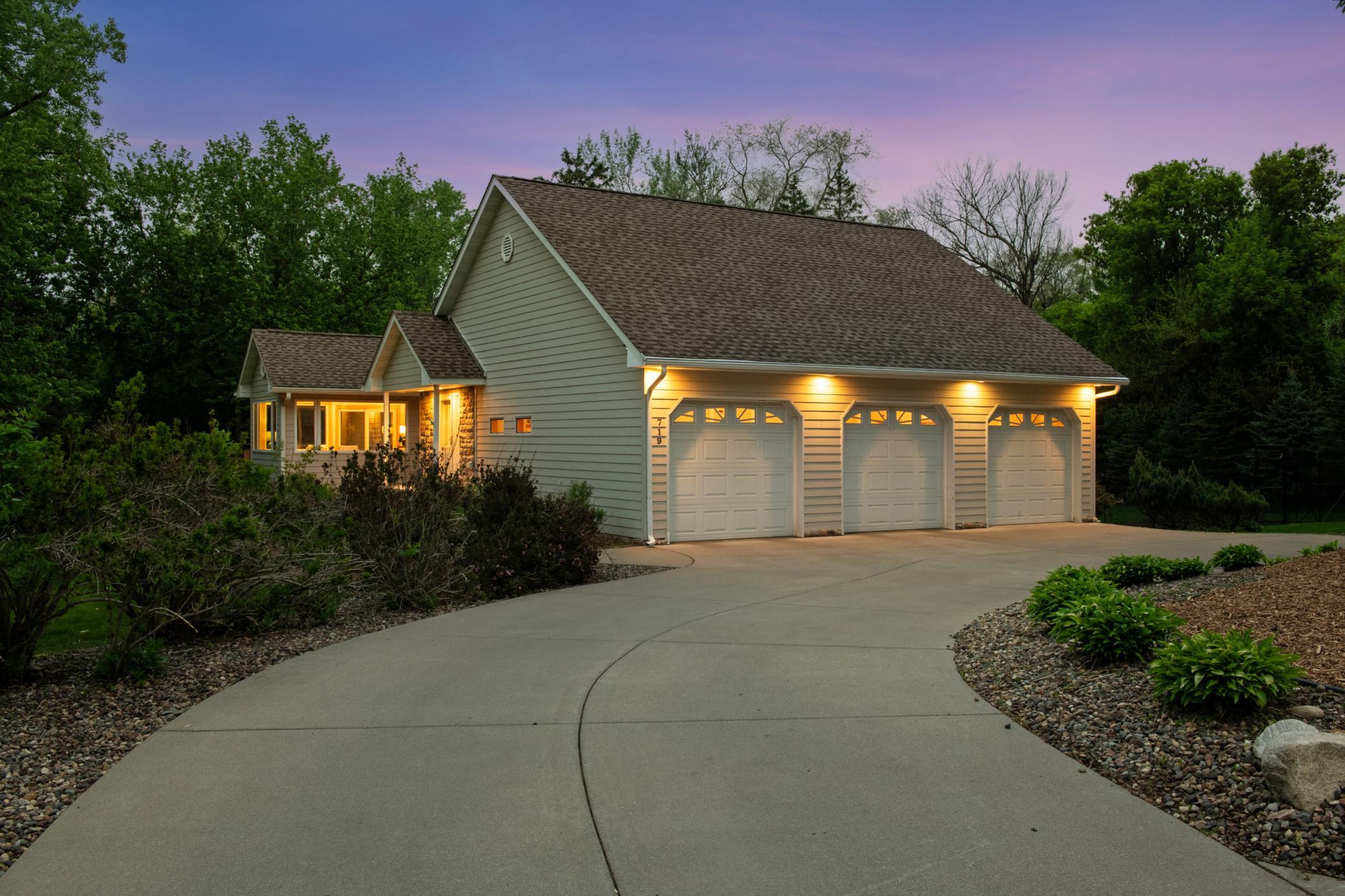 719 Spring Creek Circle
