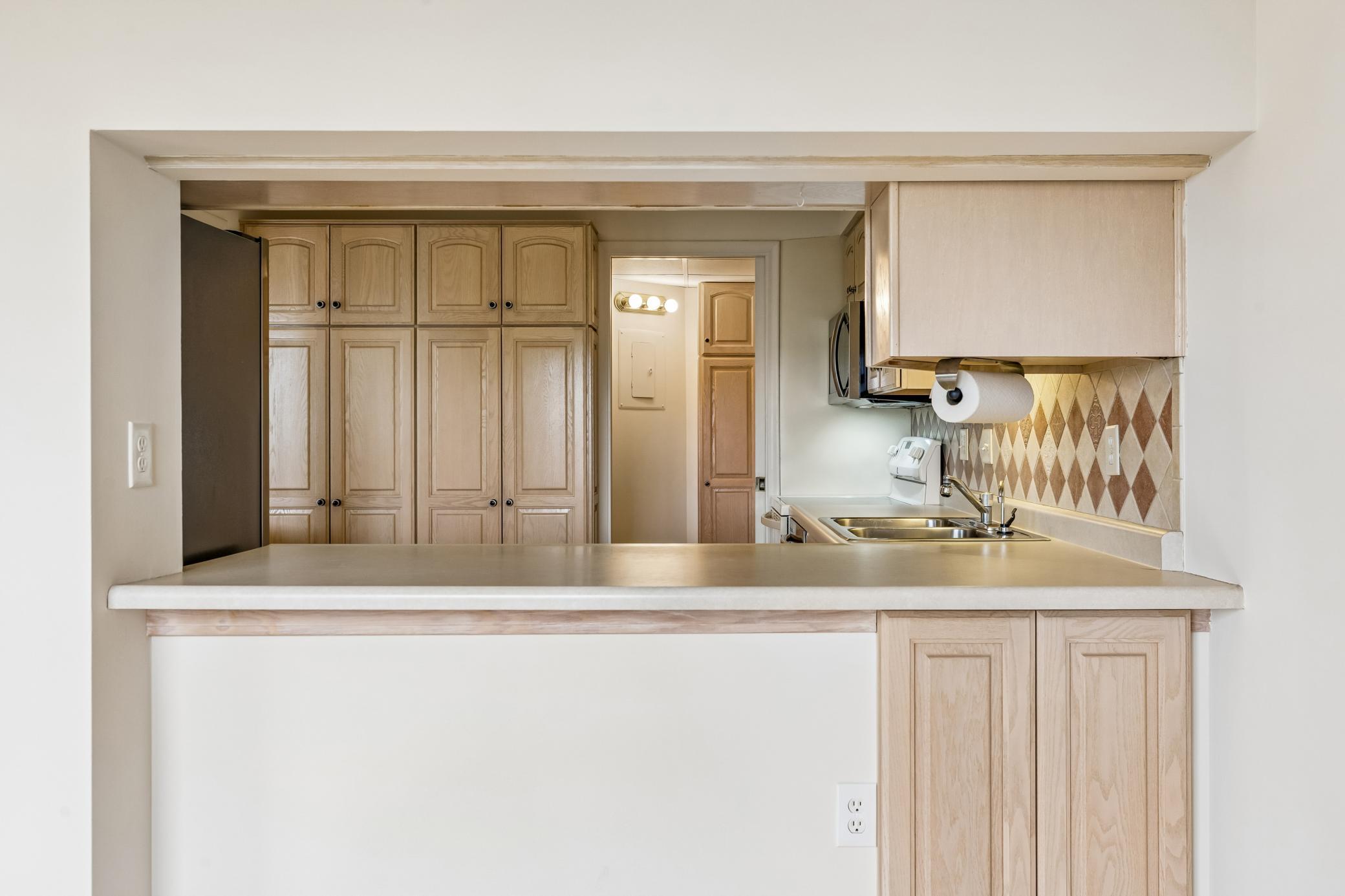 2265 Youngman Avenue Unit: 310